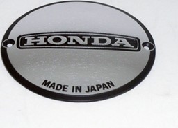 Show details for Lichtmaschinendeckelemblem CB 350 CB 400 Four Picture of Lichtmaschinendeckelemblem CB 350 CB 400 Four