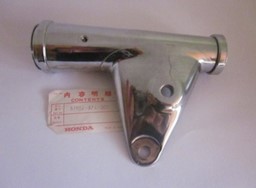 Show details for Lampenhalter rechts CB 500 Four K2 Picture of Lampenhalter rechts CB 500 Four K2