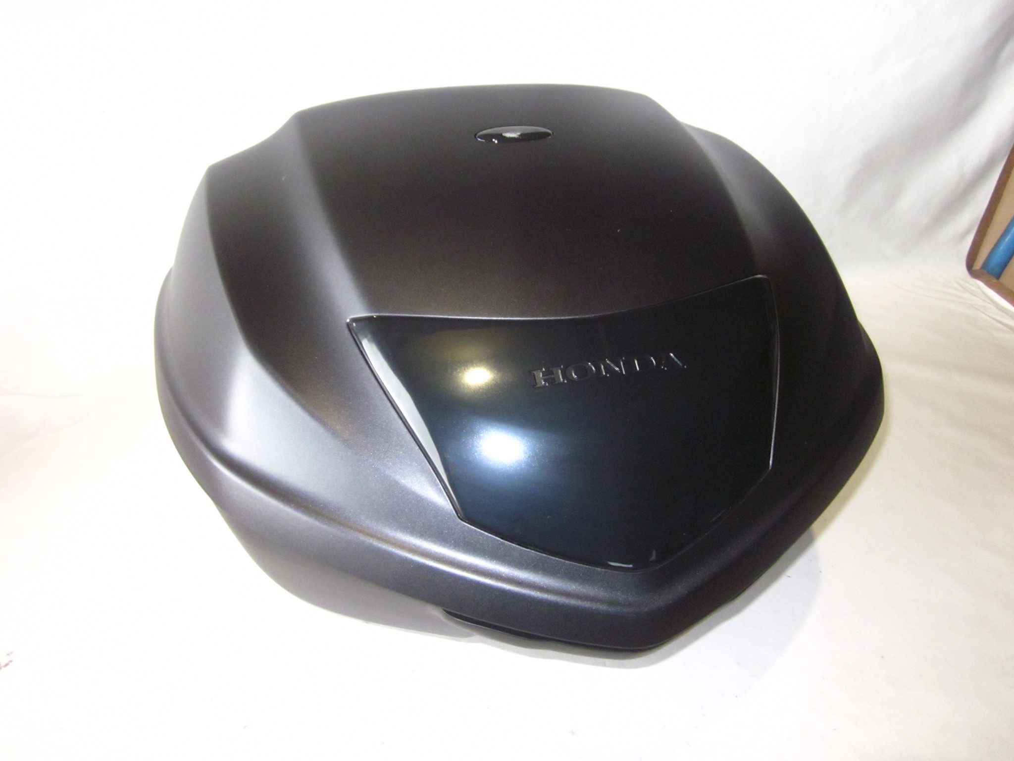 Picture of TOP-BOX-35L  81100-KZL-860  
