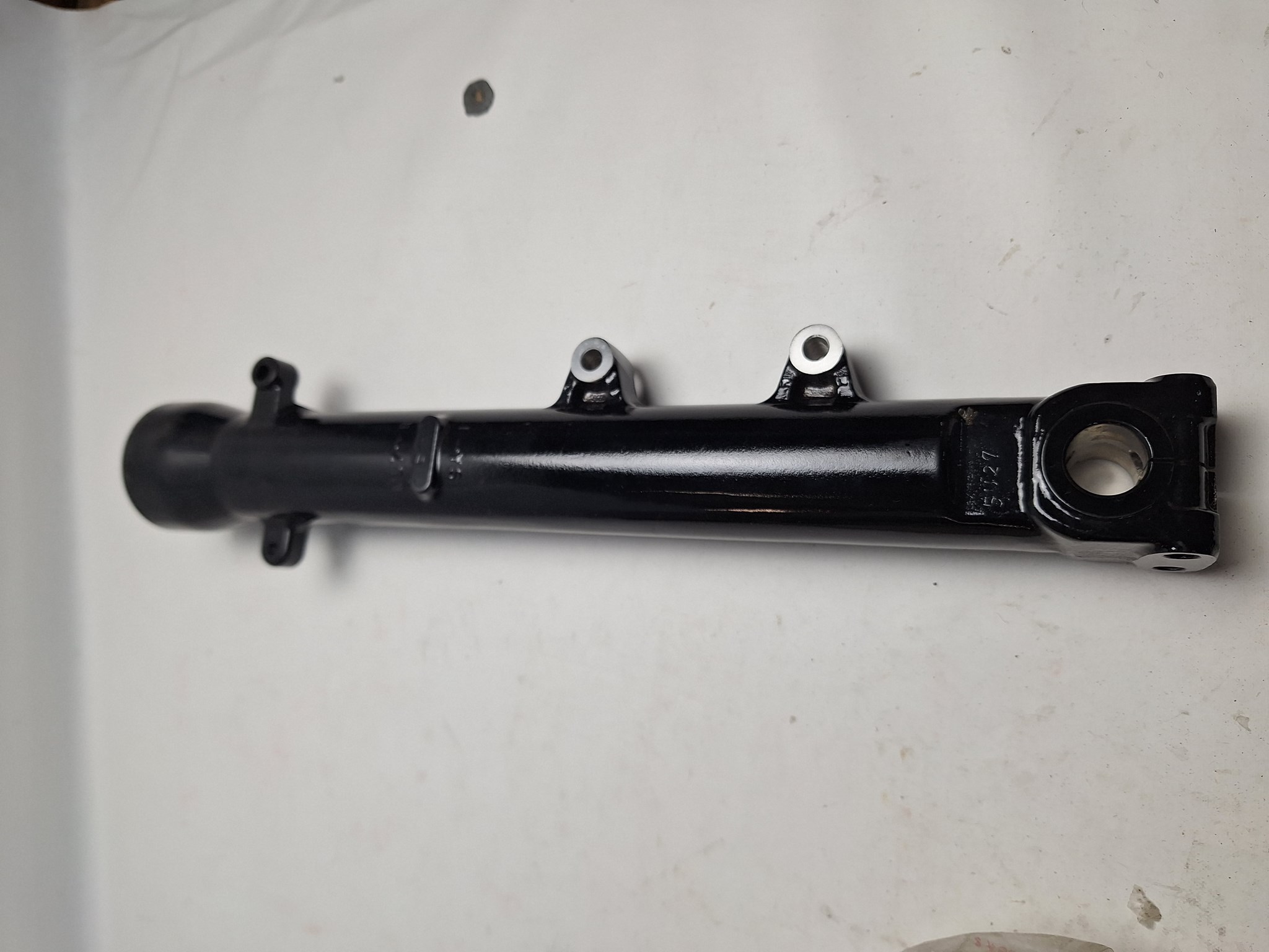 Picture of CASE COMP.,R.BOT.  51421-ML7-003