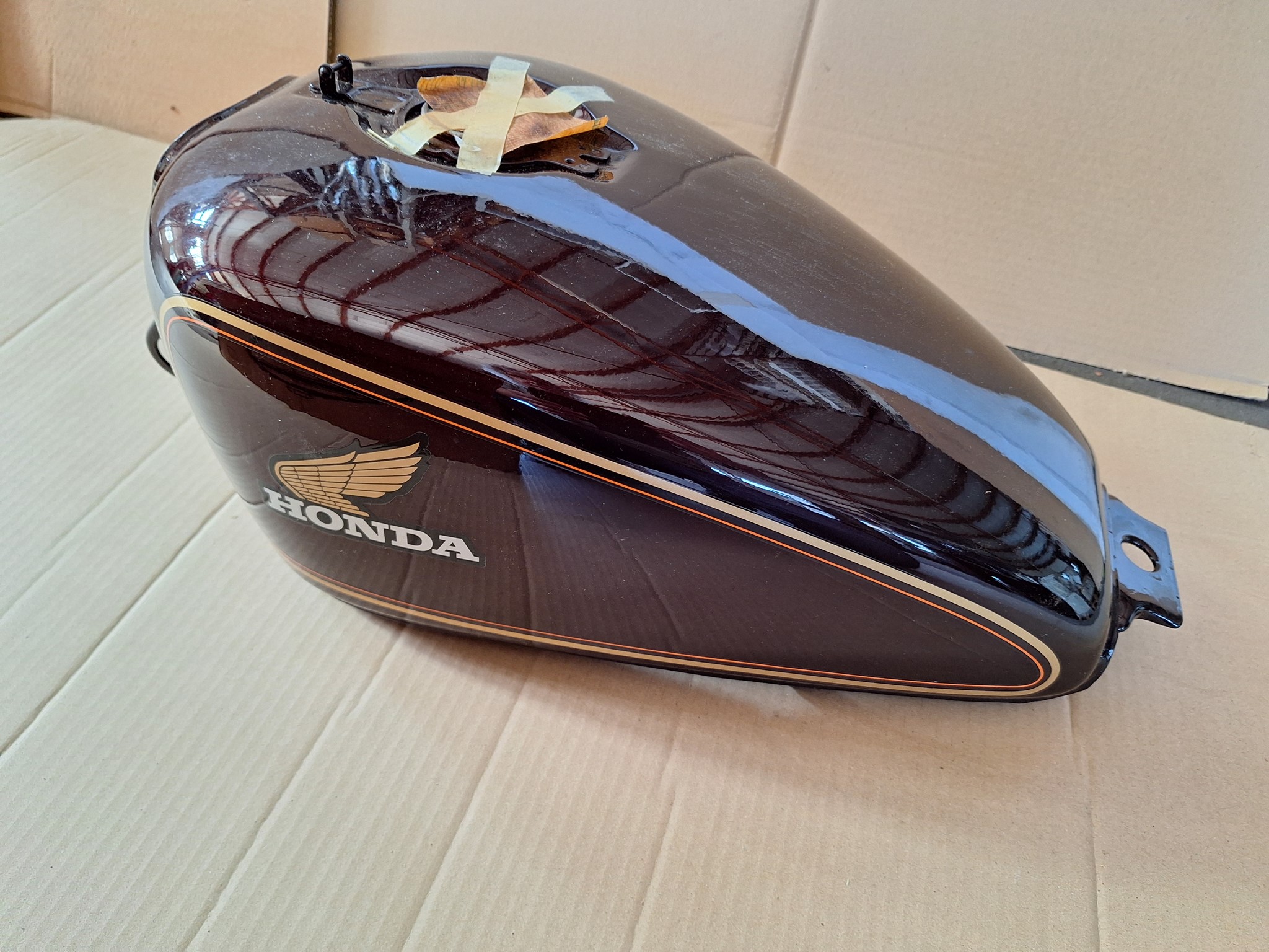Picture of Honda CX500 Tank NOS 17540-449-771ZA 