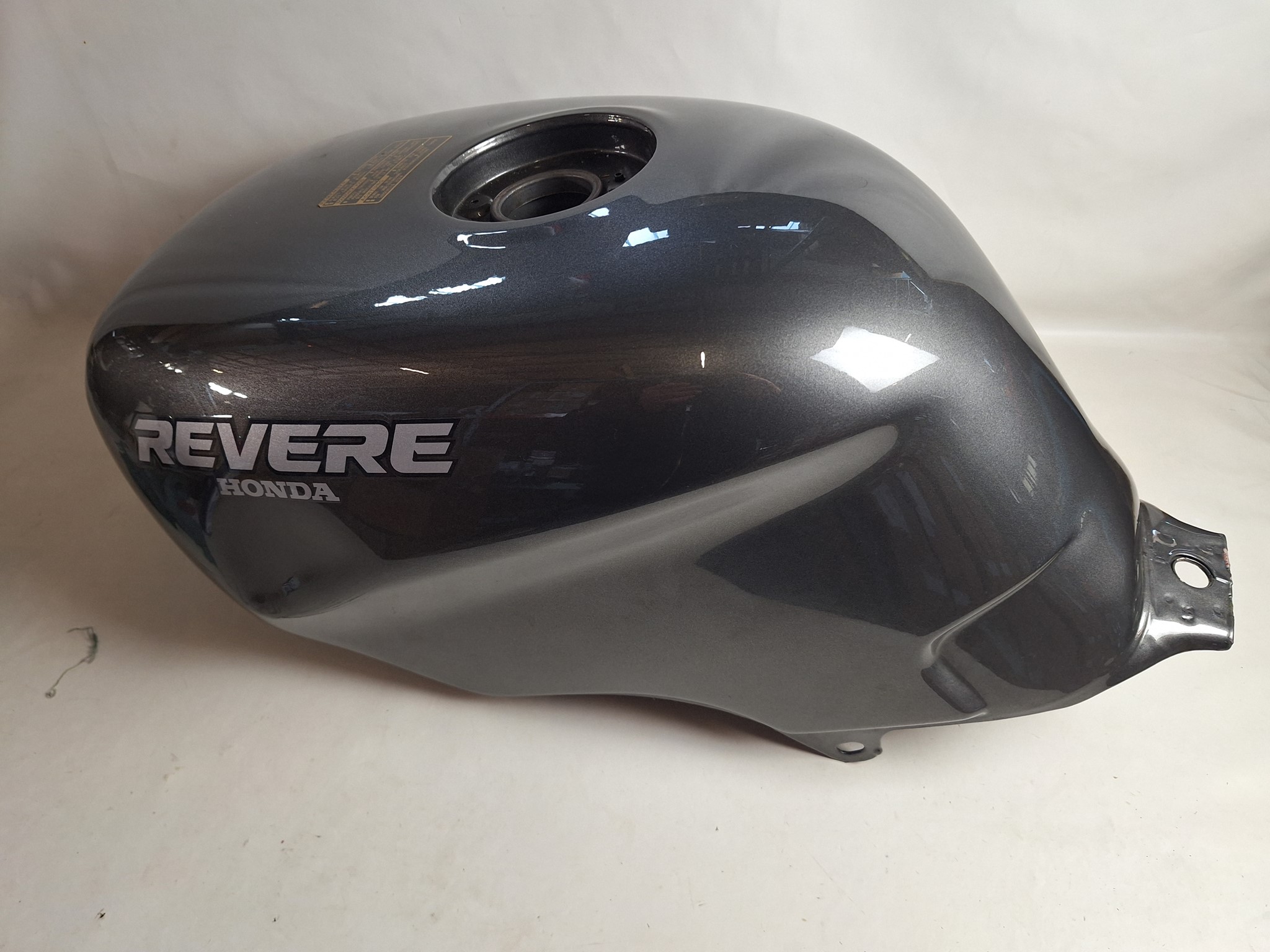 Picture of KRAFTSTOFFTANK 17511-MS9-000ZB