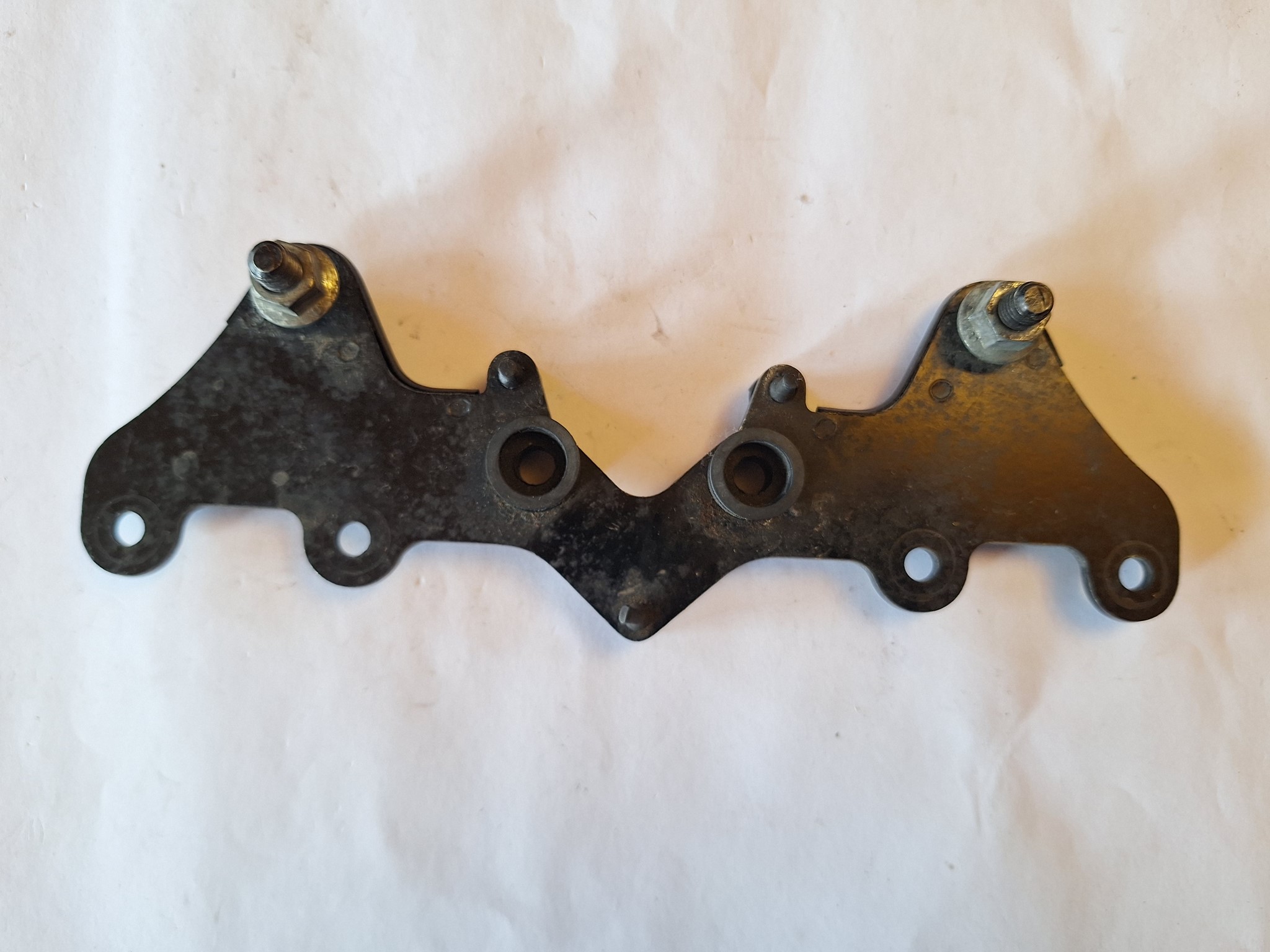 Bild von Honda CB 750 K7 HALTERUNG INSTRUMENTE 37211-405-000 