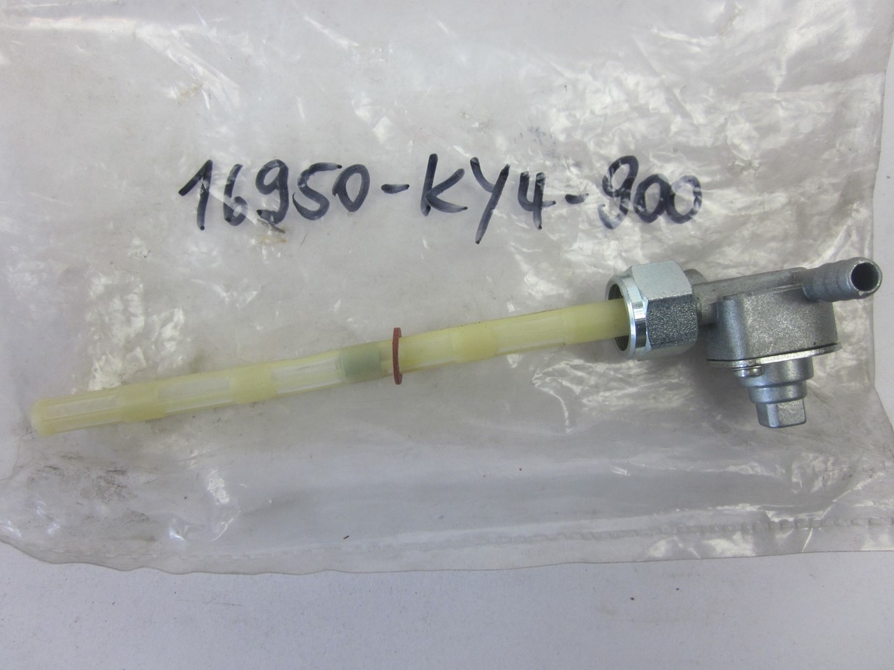 Bild von KRAFTSTOFFHAHN   16950-KY4-900   NSR 125 RK