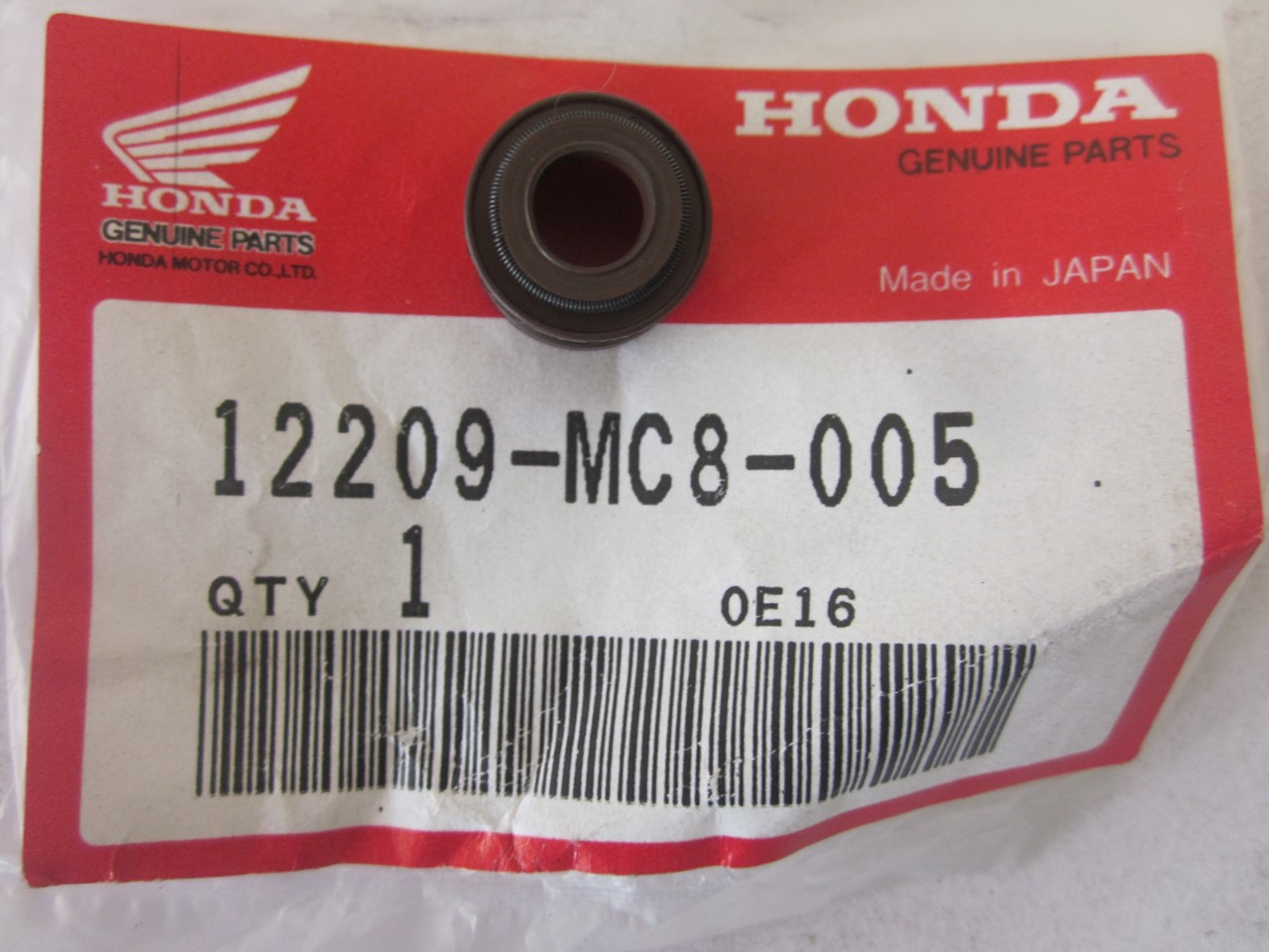 Picture of VENTILSCHAFTABDICHTUNG   12209-MC8-005   FT 500 C