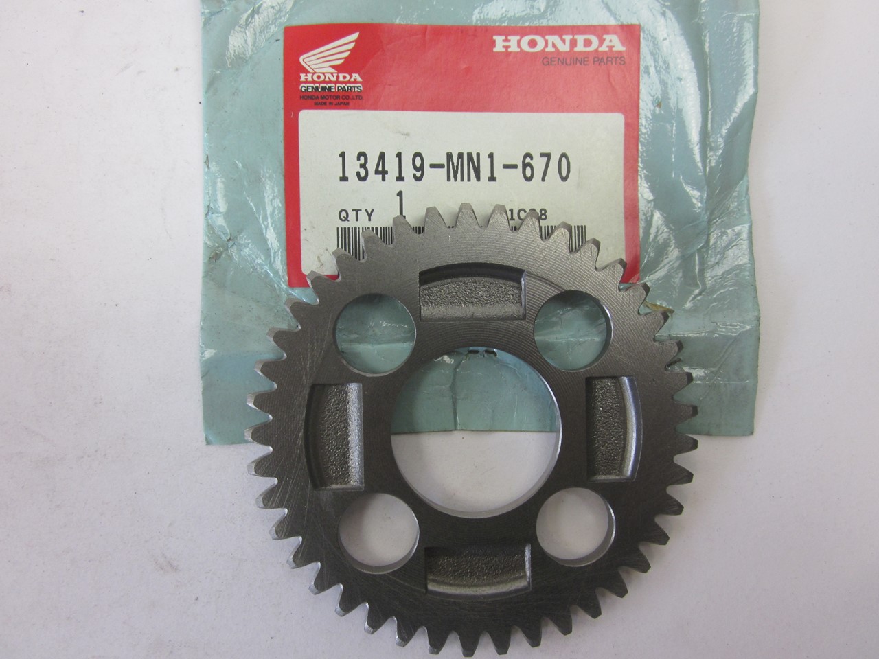 Picture of HILFSABTRIEBSZAHNRAD   13419-MN1-670   XR 600 RJ-P