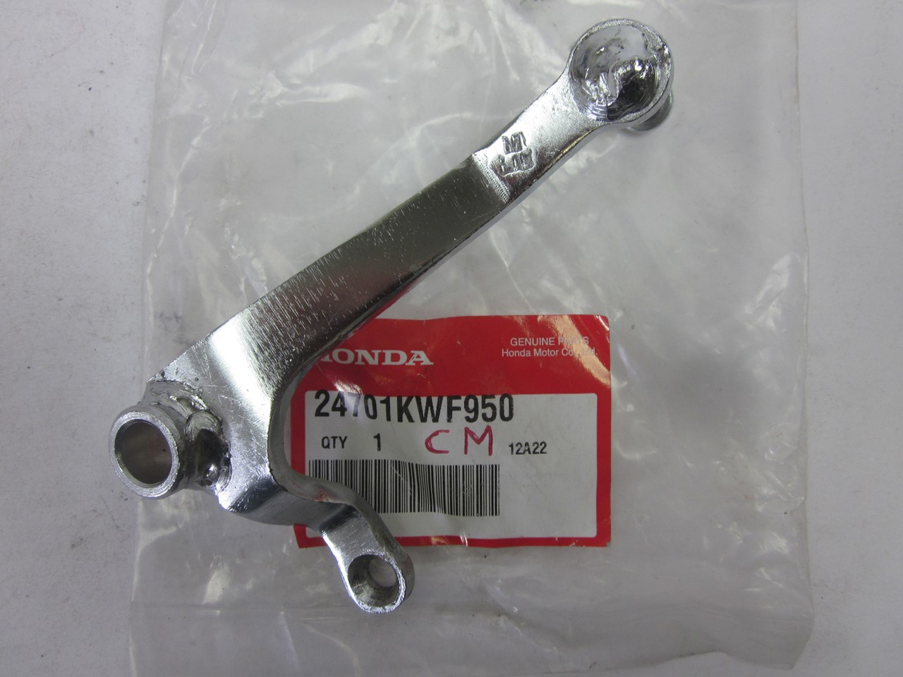 Picture of PEDAL,GEAR CHANGE  24701-KWF-950  CBF125M 2009