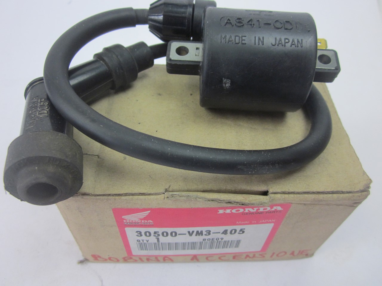 Picture of ZUENDSPULE  30500-VM3-405  ATC200