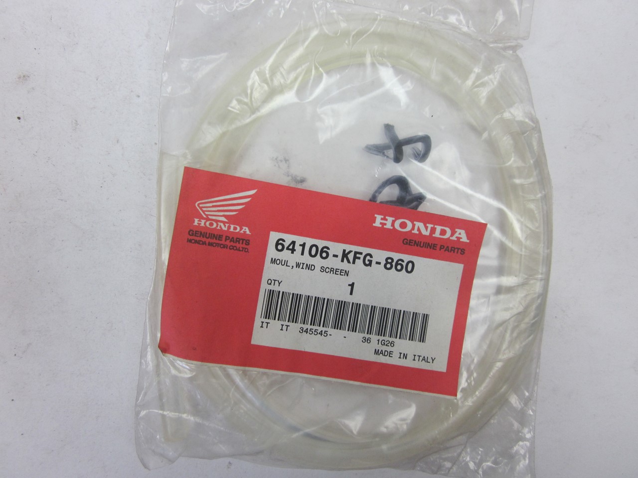 Picture of MOUL,WIND SCREEN  64106-KFG-860  FES 250 V-W