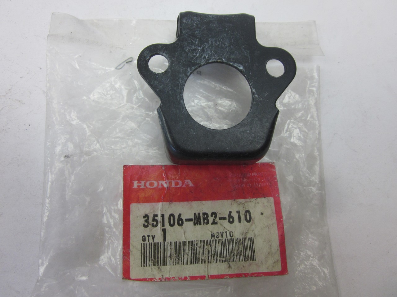 Picture of SCHALTERABDECKUNG  35106-MB2-610  VF 750 F