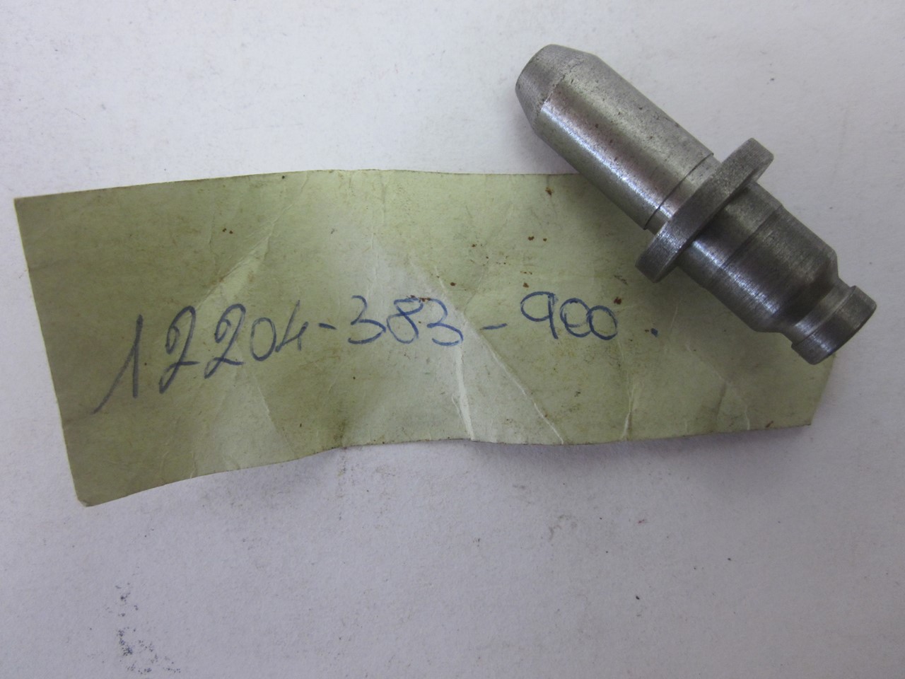 Picture of EINLASSVENTILFUEHRUNG  12204-383-900  CB 125 S2-5