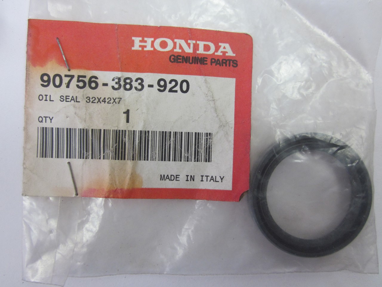 Picture of OIL SEAL 32X42X7  90756-383-920
