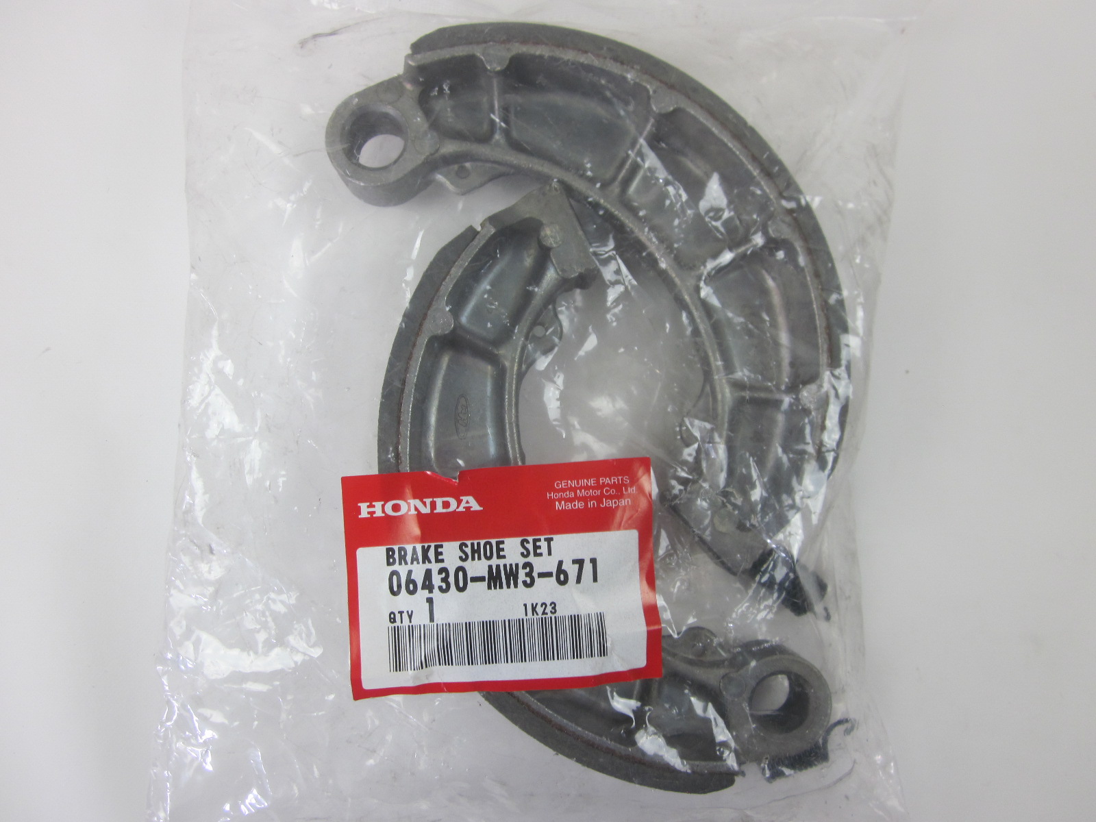Bild von BREMSBACKE HINTEN 06430-MW3-671 ; CB 750-F2N-S