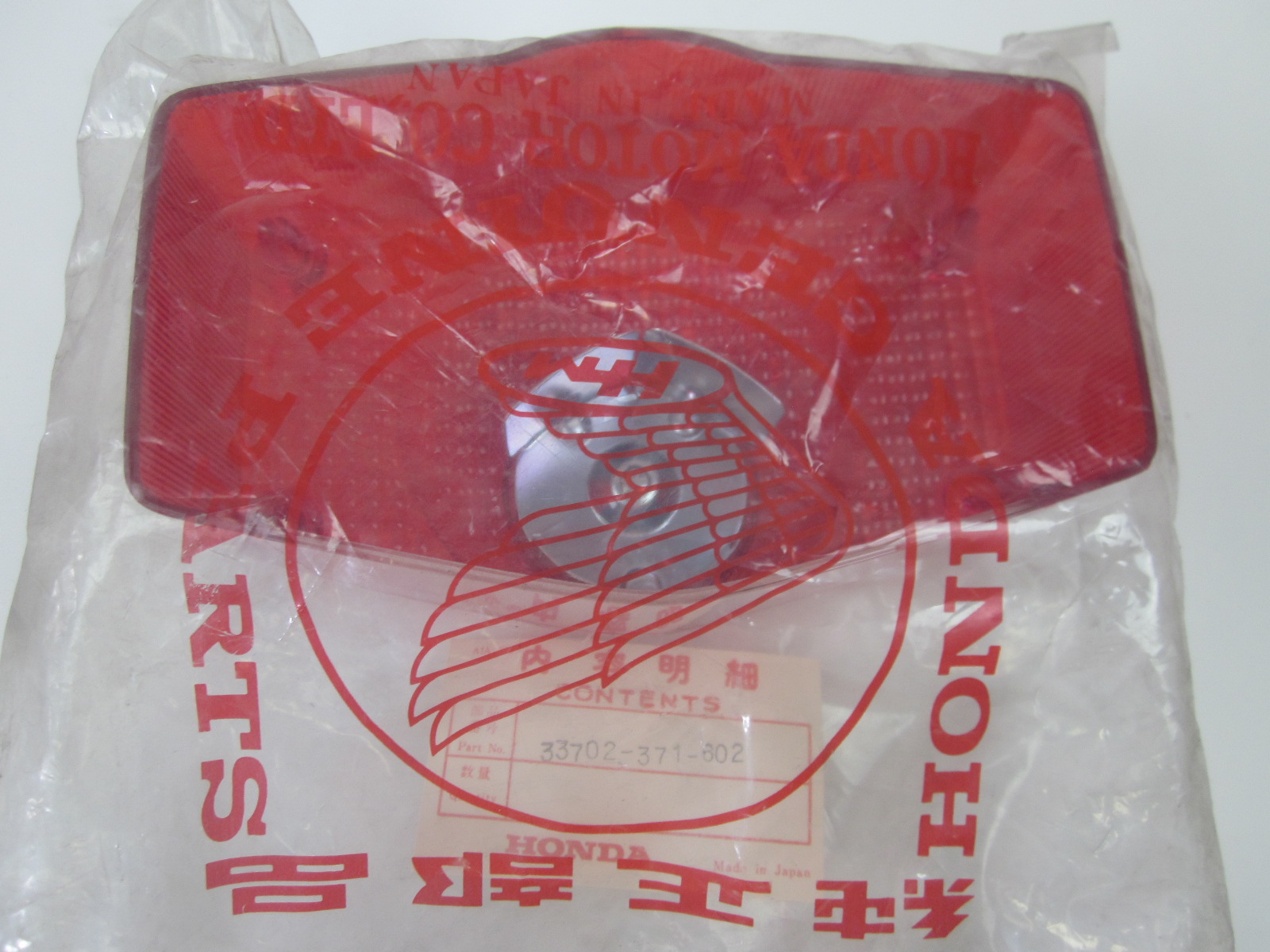 Picture of LENS,TAILLIGHT  33702-371-602
