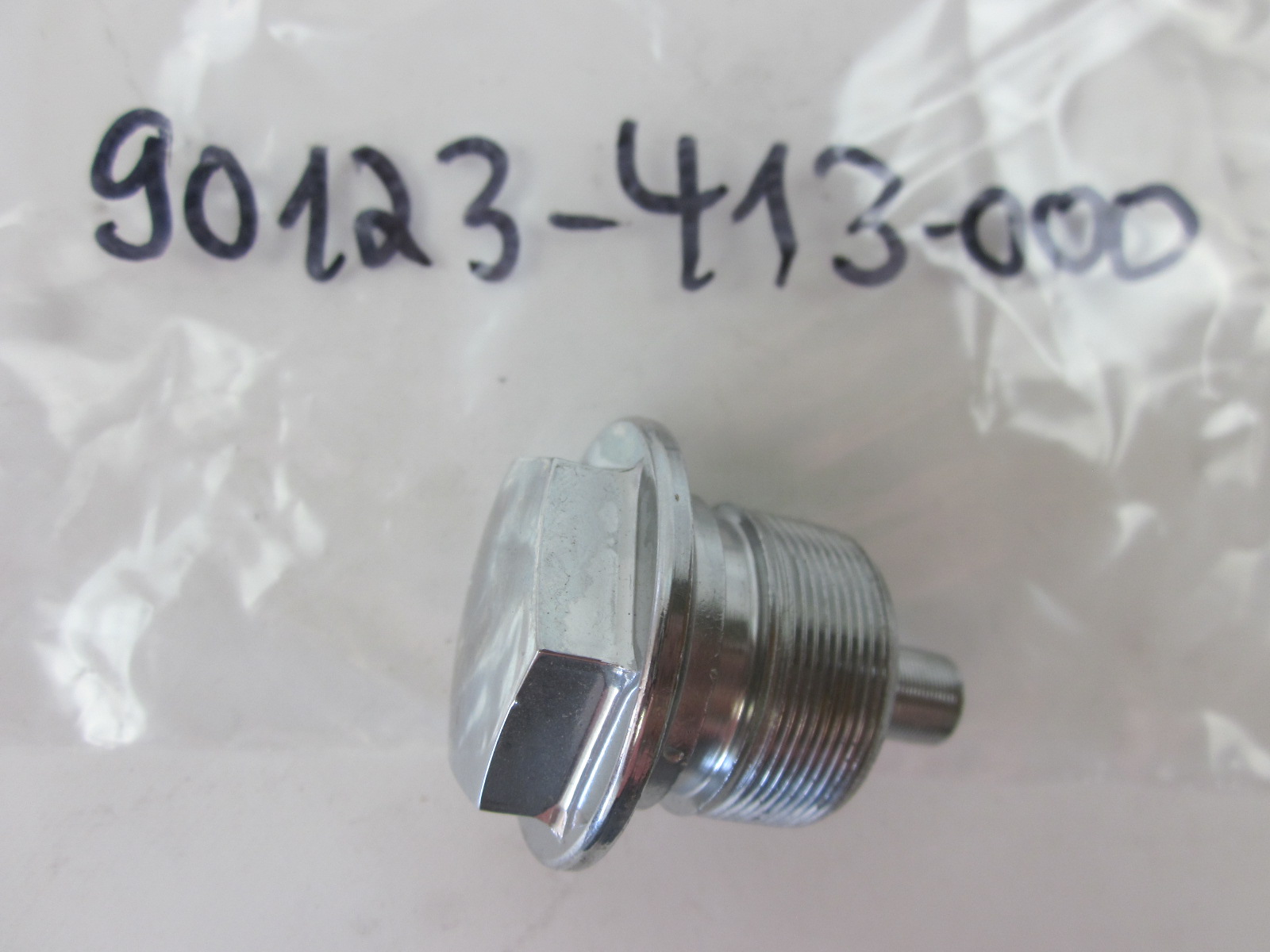 Bild von SCHRAUBE GABELHOLM  90123-413-000 CB 400 T1 / T2