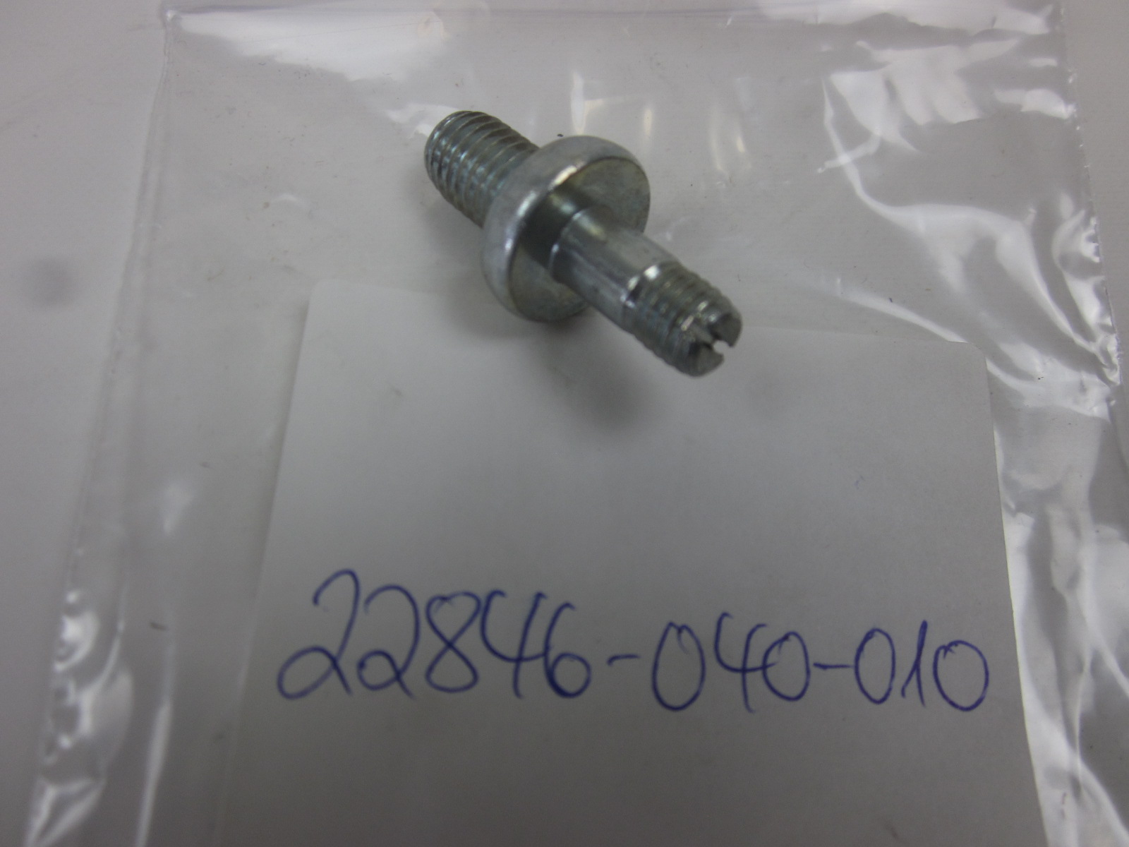Picture of BOLZEN,EINSTELL. 22846-040-010 ; C 65 / C 130