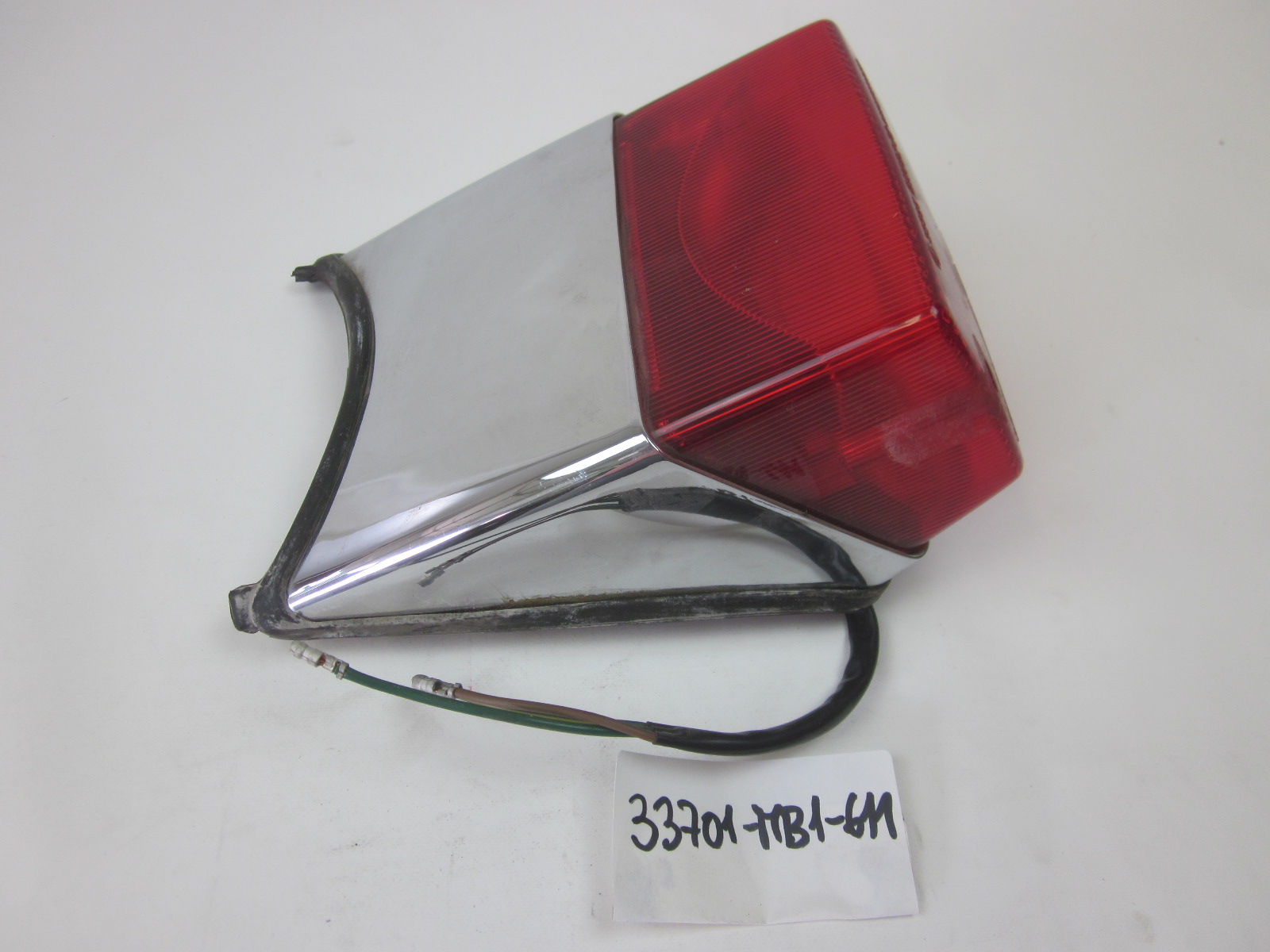 Bild von RUECKLICHT  33701-MB1-611  VF 750 C