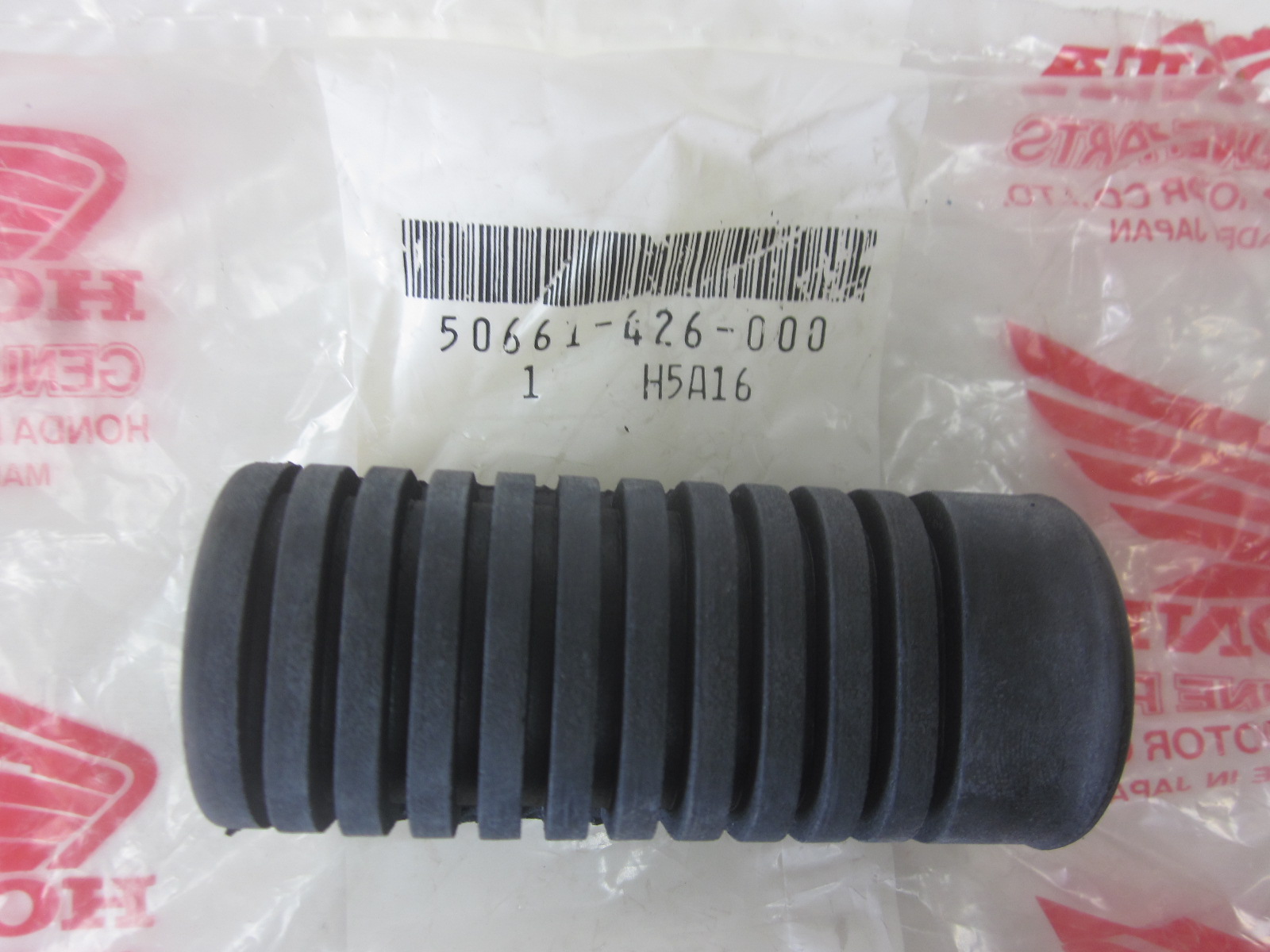 Picture of GUMMI FUSSRASTE  50661-426-000  CB 650