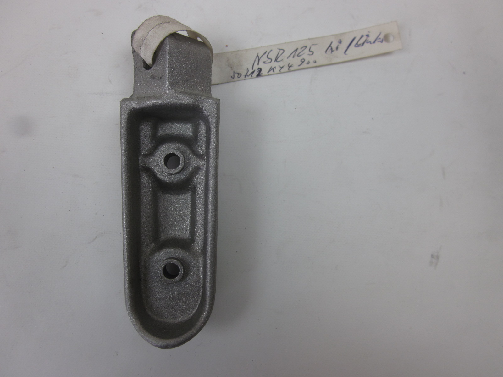 Picture of STANGE FUSSRASTE HINTEN  50712-KY4-900  NSR 125 RK