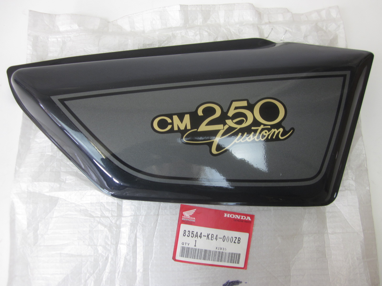 Picture of SEITLICHE ABDECKUNG  835A4-KB4-000ZB  CM 250 CC