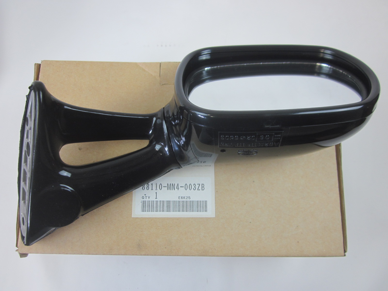 Picture of RUECKSPIEGEL  88110-MN4-003ZB  CBR 600 F