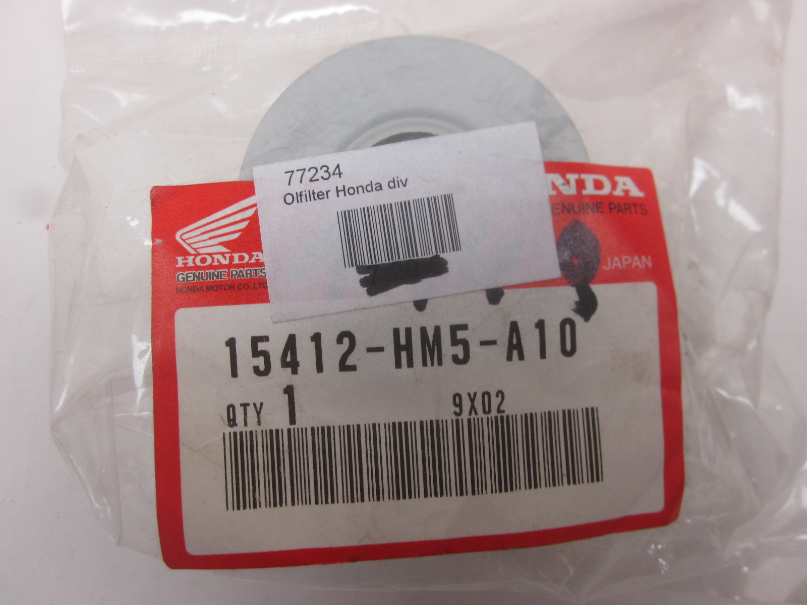 Picture of ELEMENT,OIL FILTE  15412-HM5-A10  ATV TRX