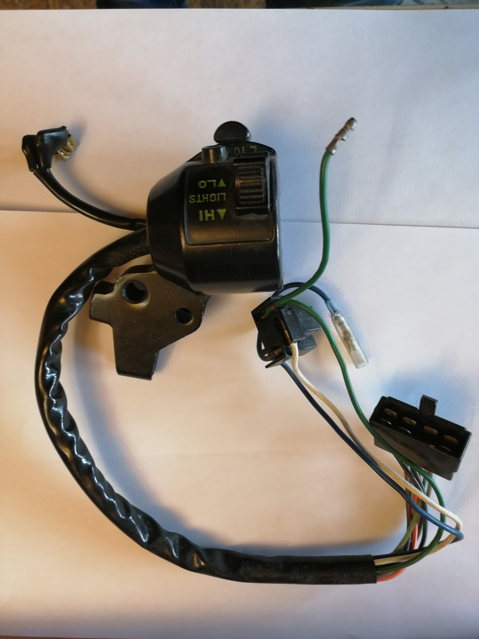 Bild von Honda CB 400 T1 / T2 SCHALTEREINHEIT 35200-413-013 /