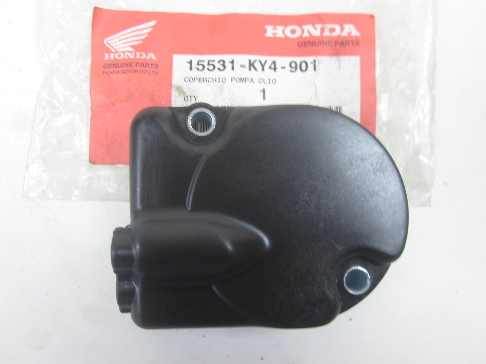 Picture of OELPUMPENABDECKUNG 15531-KY4-901 ; NSR 125 RK