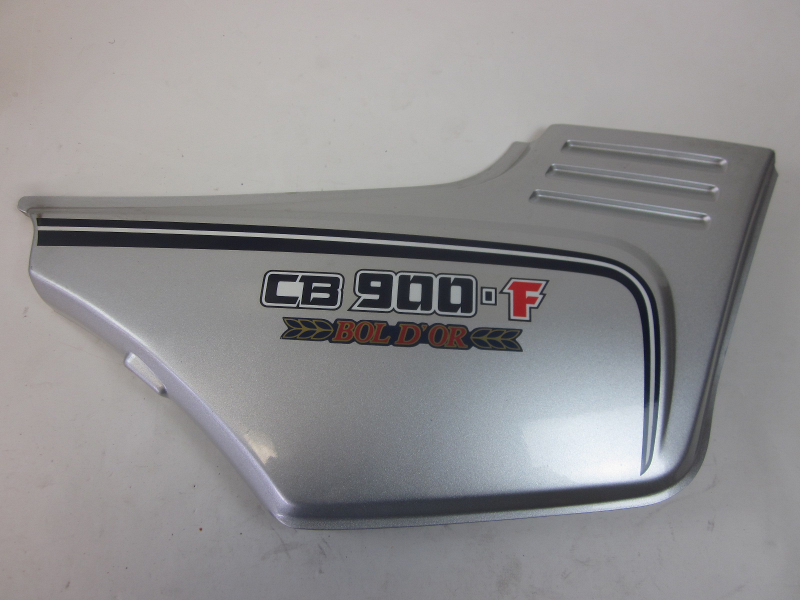 Picture of Seitendeckel rechts  83600-438-620ZA  CB 900 FZ