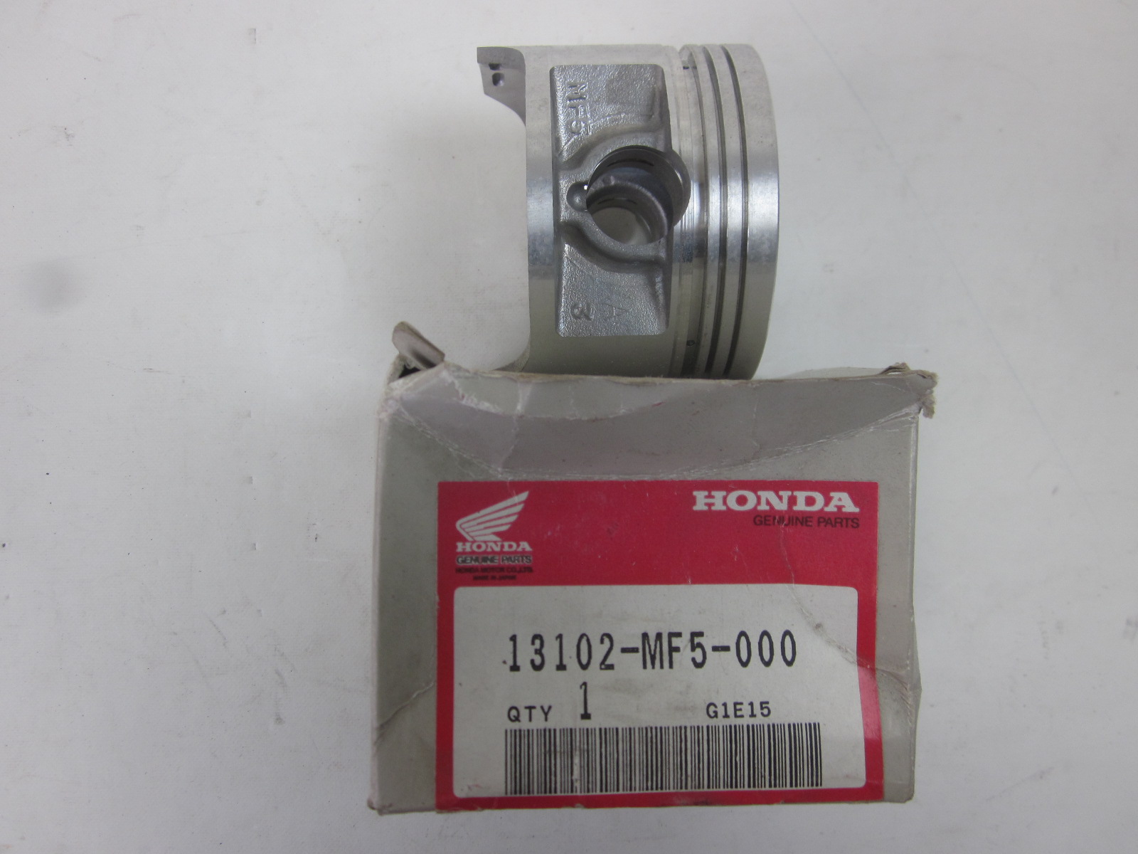 Picture of KOLBEN(0,25)  13102-MF5-000  VT 500 C