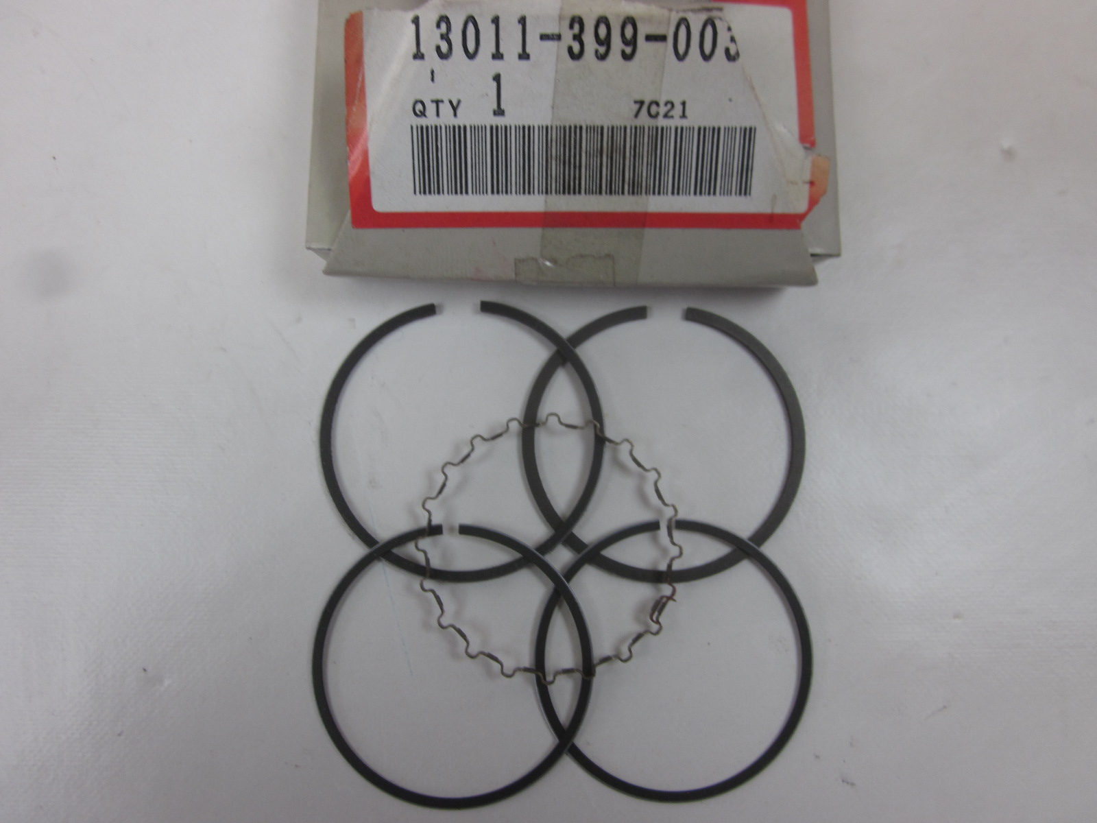 Picture of KOLBENRING(STD)  13011-399-003  CB 125 T