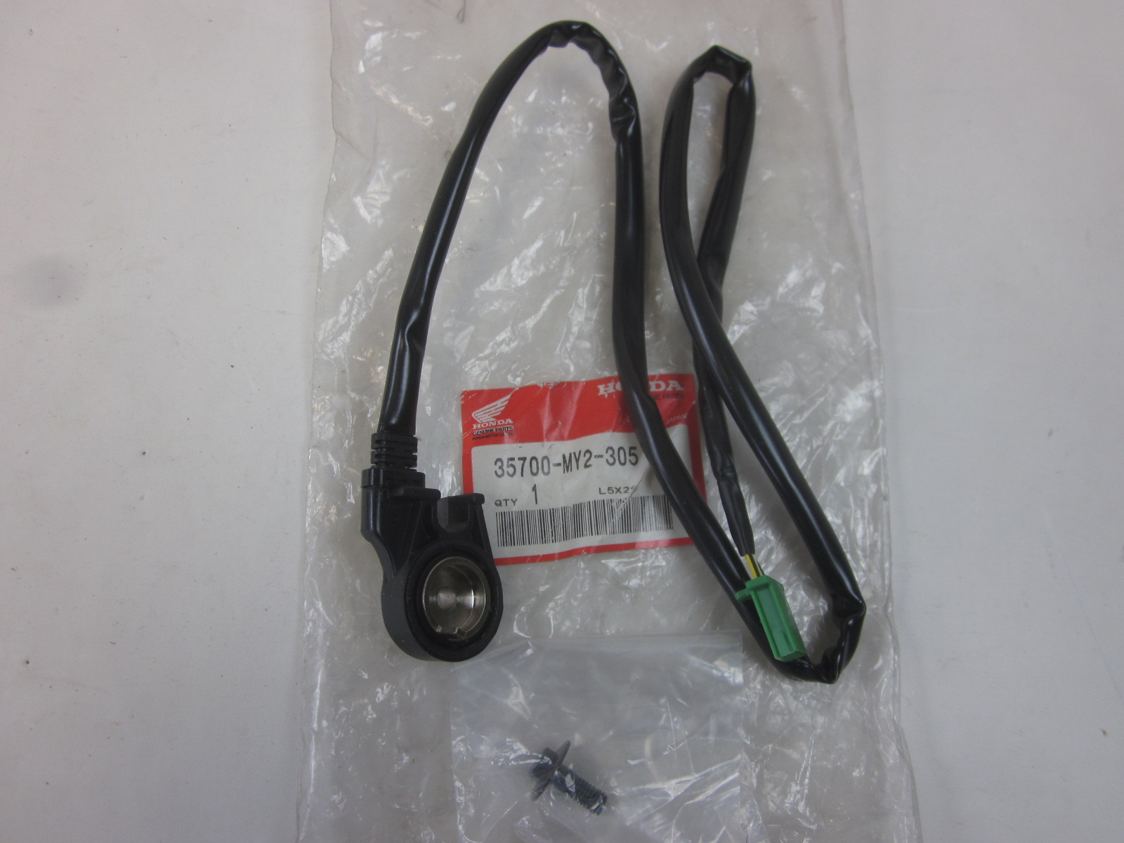 Picture of SCHALTER SATZ, SEITE  35700-MY2-305  NX 650 N-R