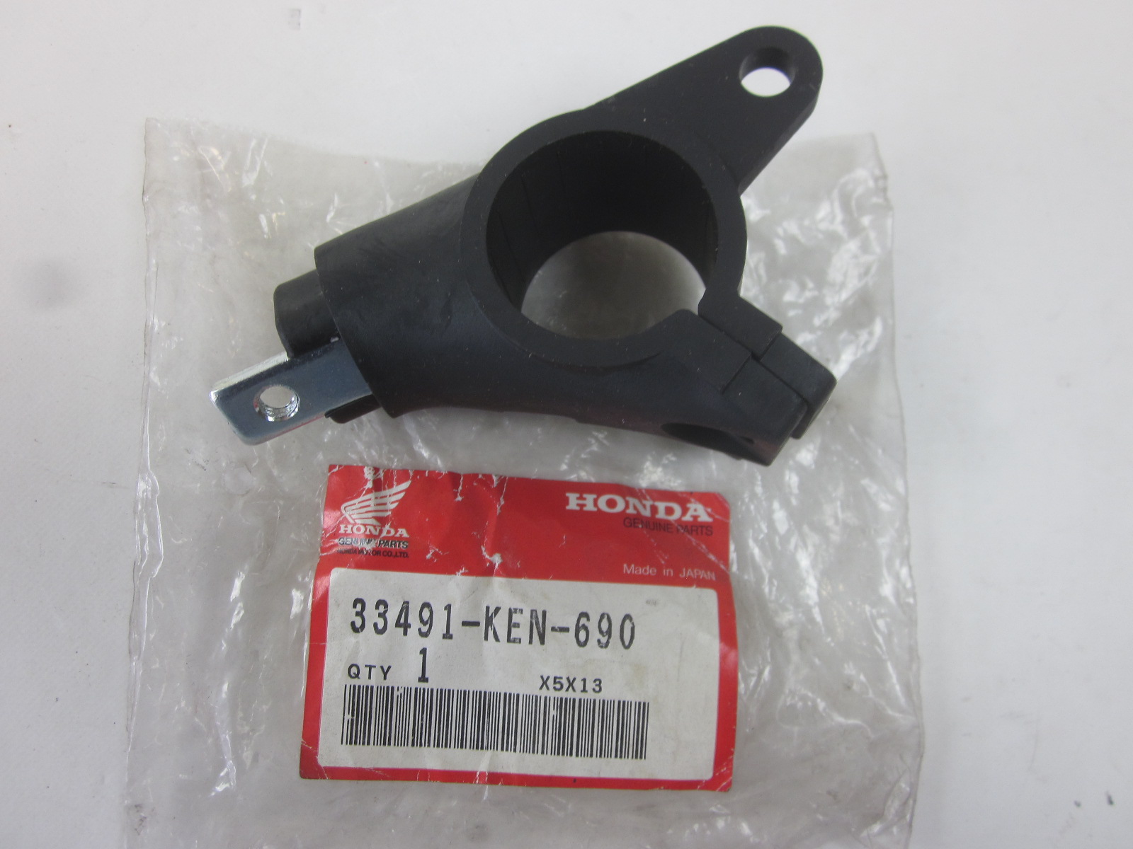 Picture of STREBE BLINKER  33491-KEN-690  CMX 250 CT