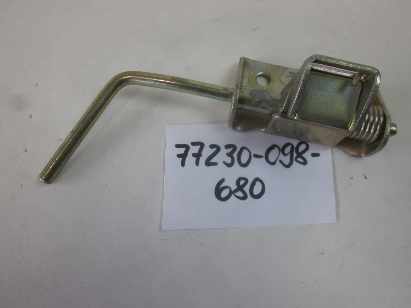 Picture of HEBEL SITZVERRIEGELUNG  77230-098-680  ST 70 / CT 70