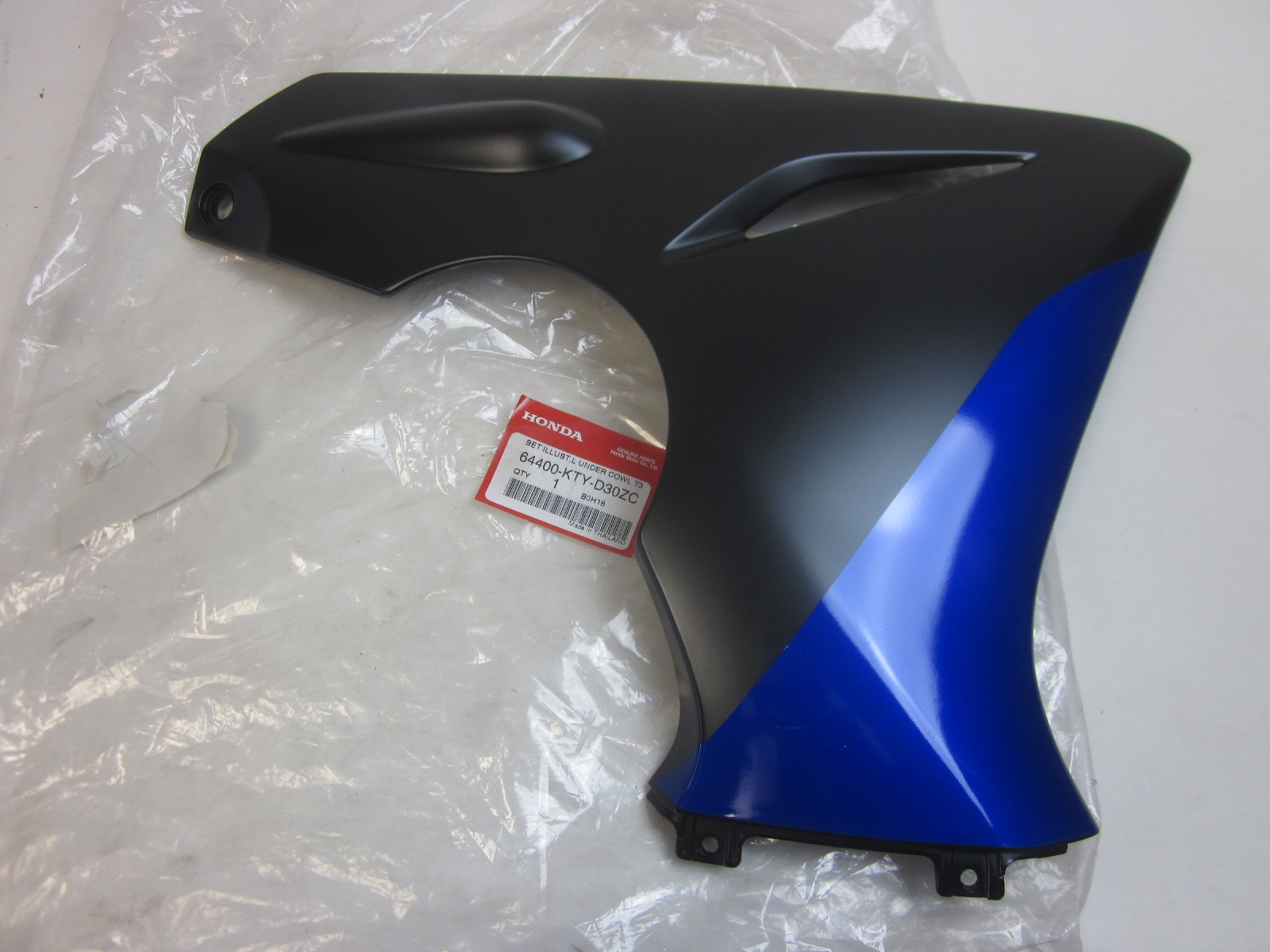 Picture of SET *TYPE3     1*  64400-KTY-D30ZC  