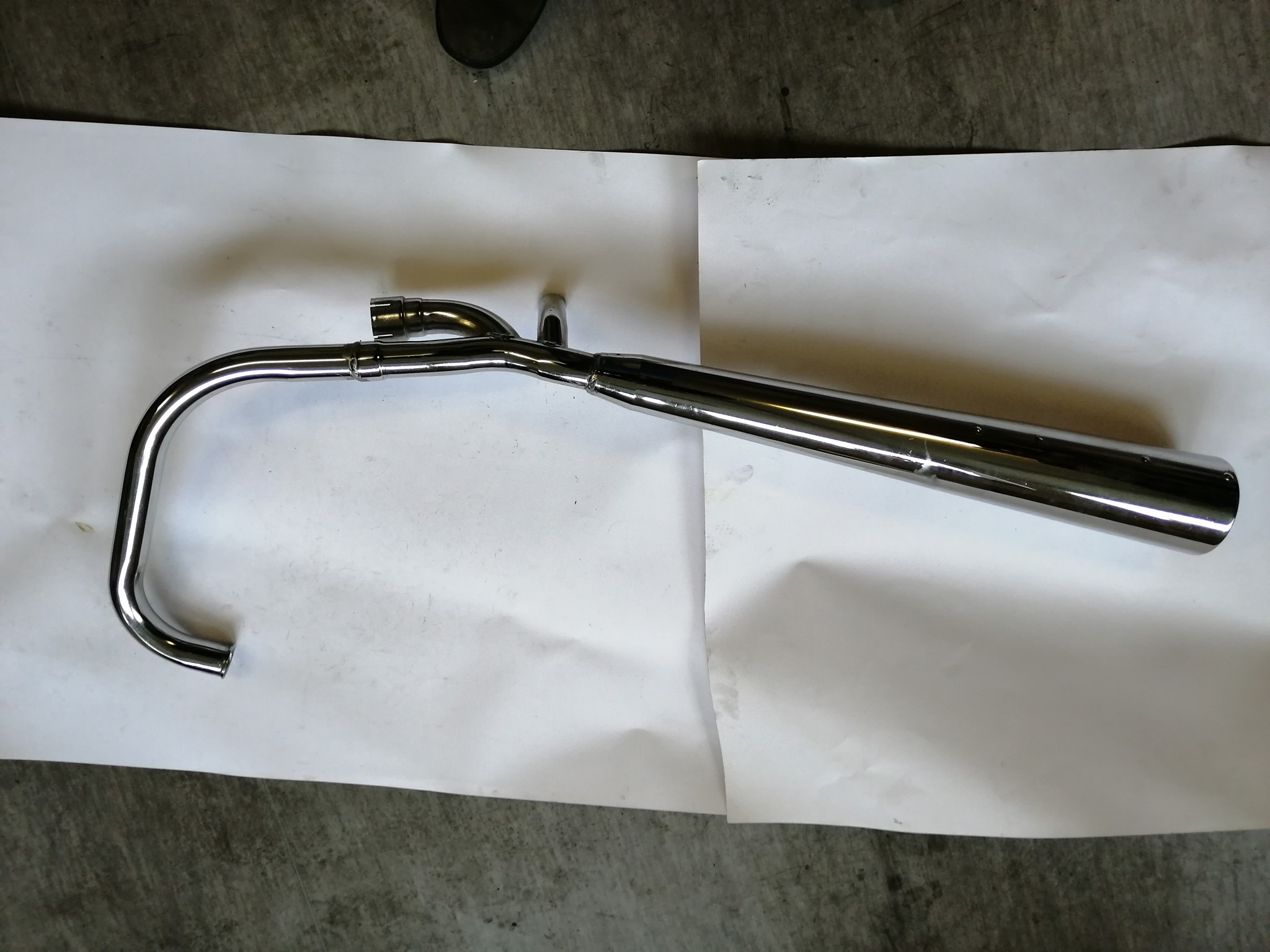 Picture of Kawasaki KZ400 KZ500 KZ550 AUSPUFF RECHTS