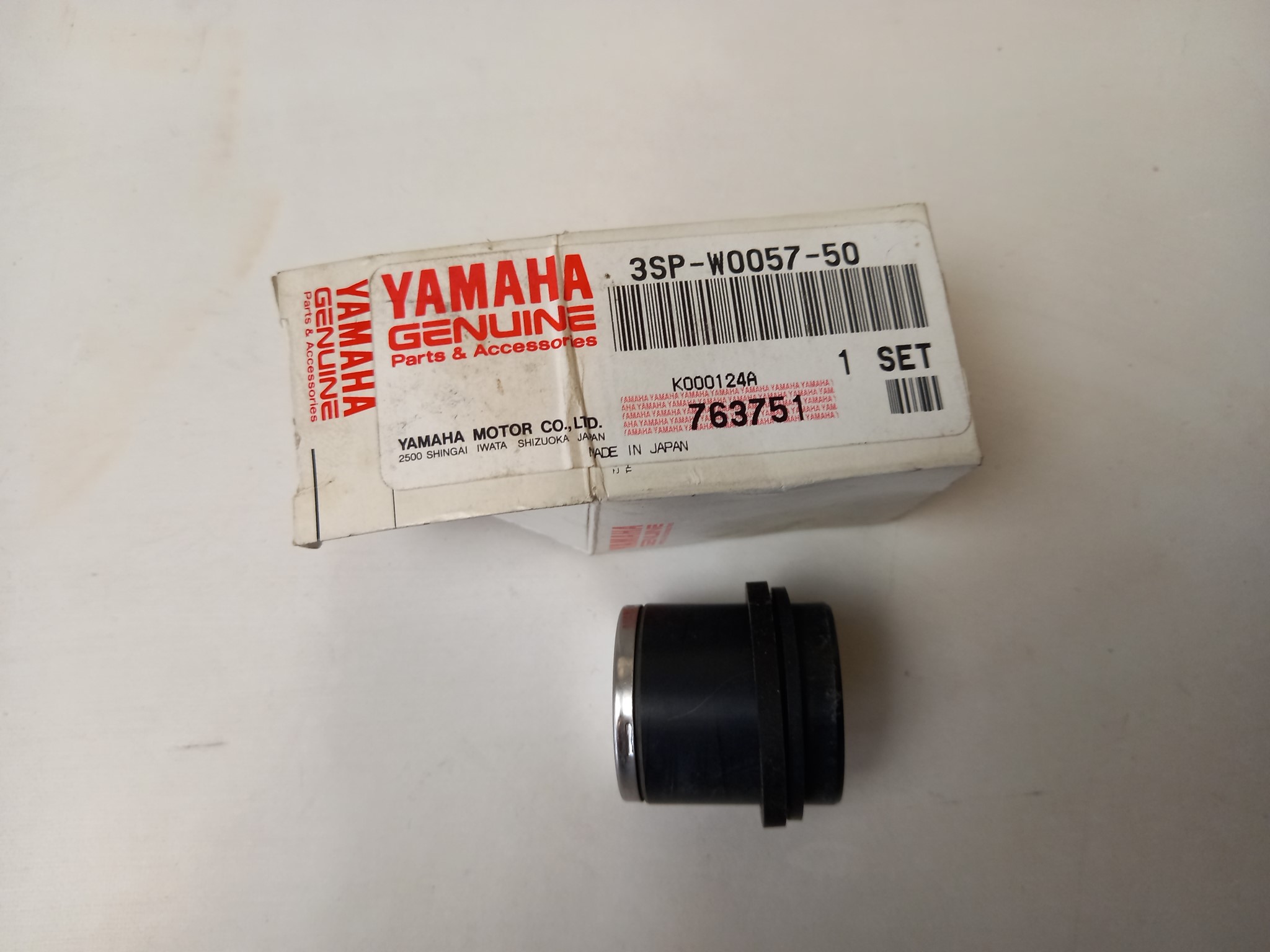 Picture of Yamaha  Bremskolben mit Dichtung  3SP-W0057-50