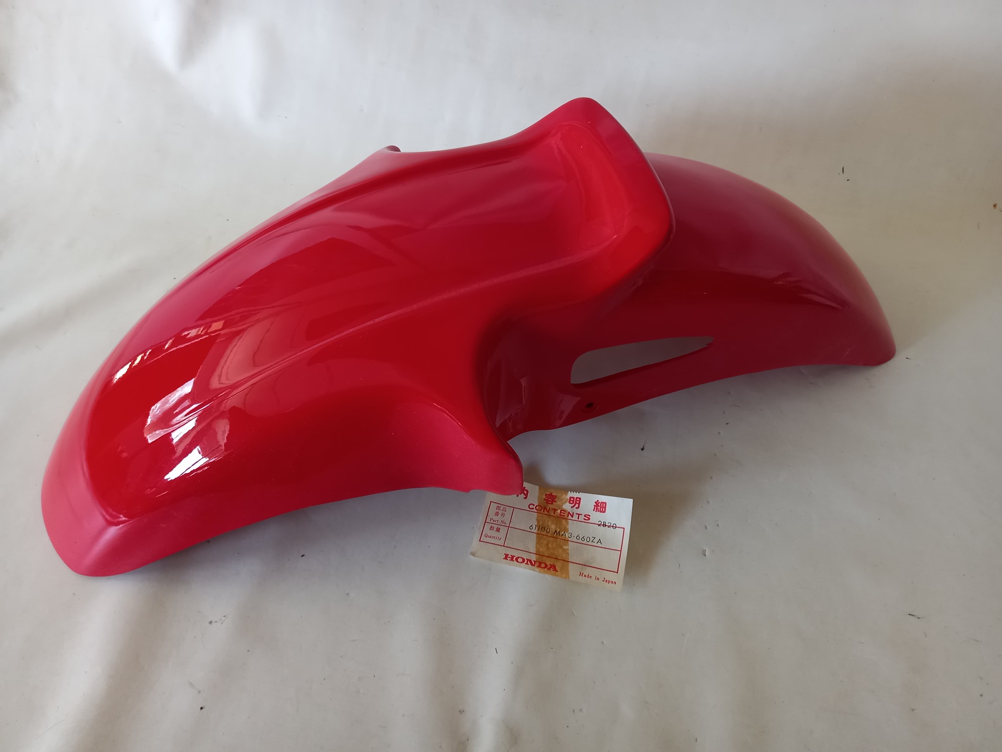 Picture of Honda  Fender Compl. Front r-110   61100-MA3-660ZA