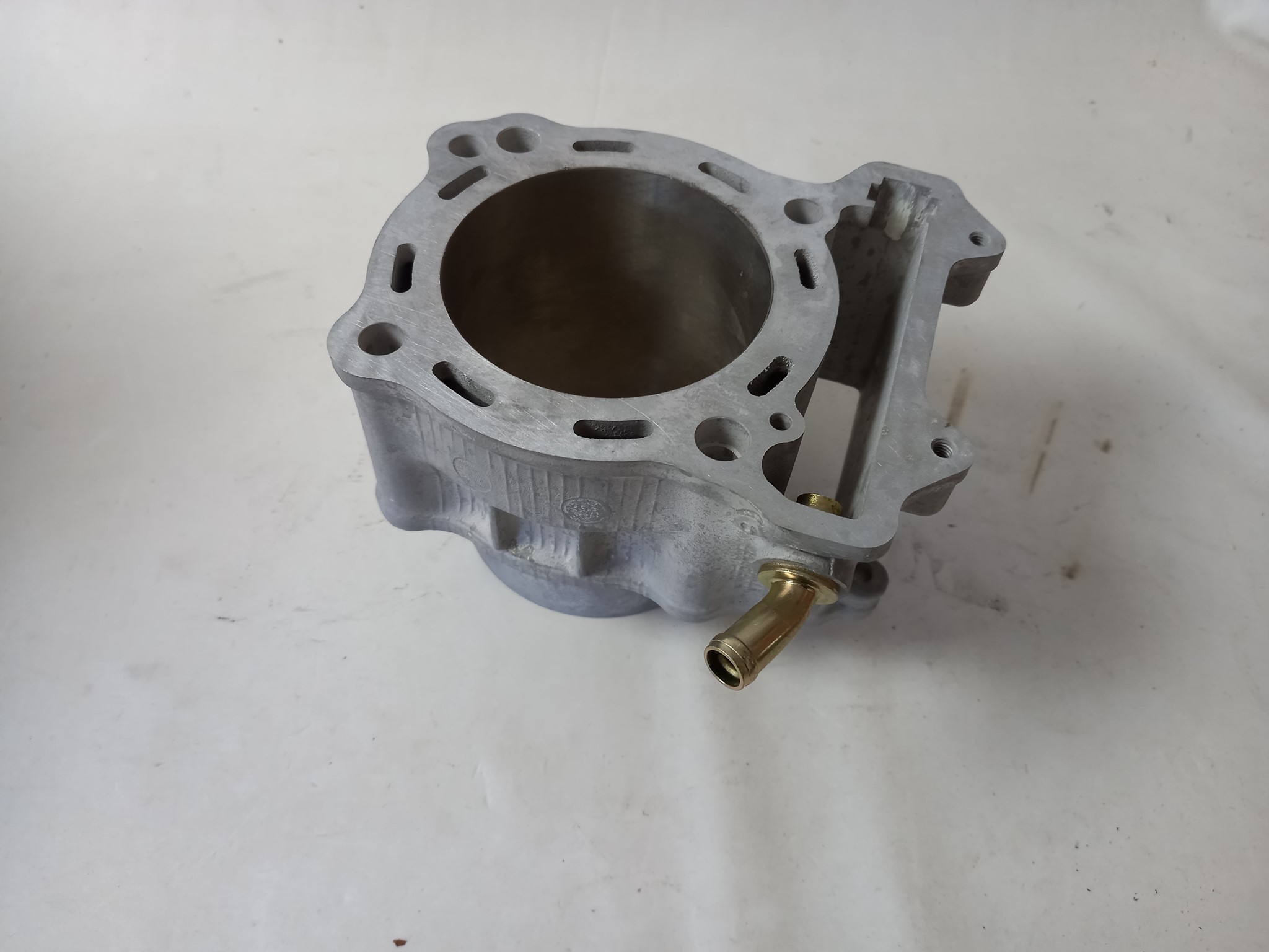 Picture of Kawasaki  KLX400A1 KSF400 A1  Zylinder  11005-S007