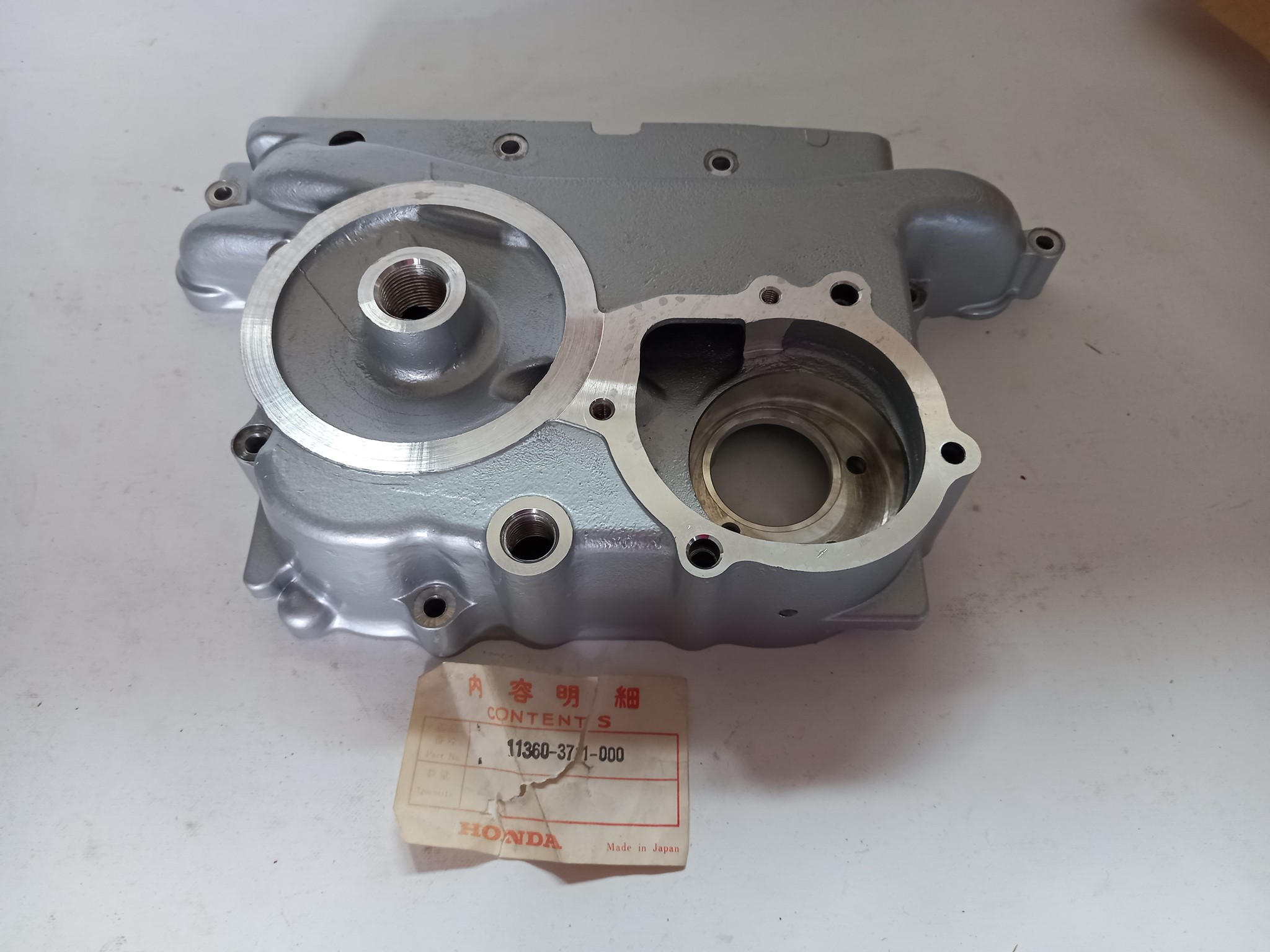 Picture of Honda  COVER COMP., TRAN  11360-371-000