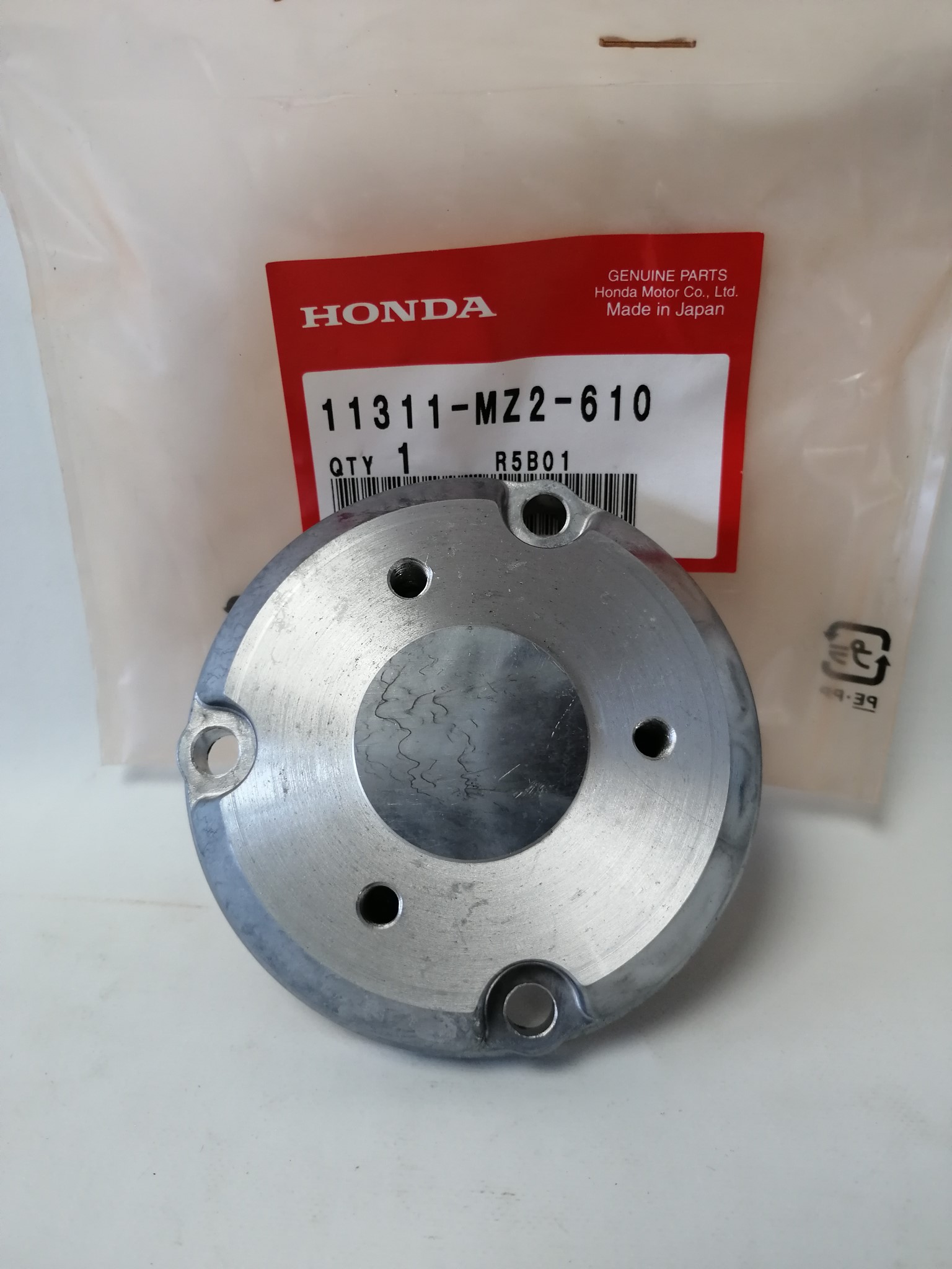 Picture of RECHTE KURBELGEH. DECKEL  CBR 1000 FP-S  11311-MZ2-610