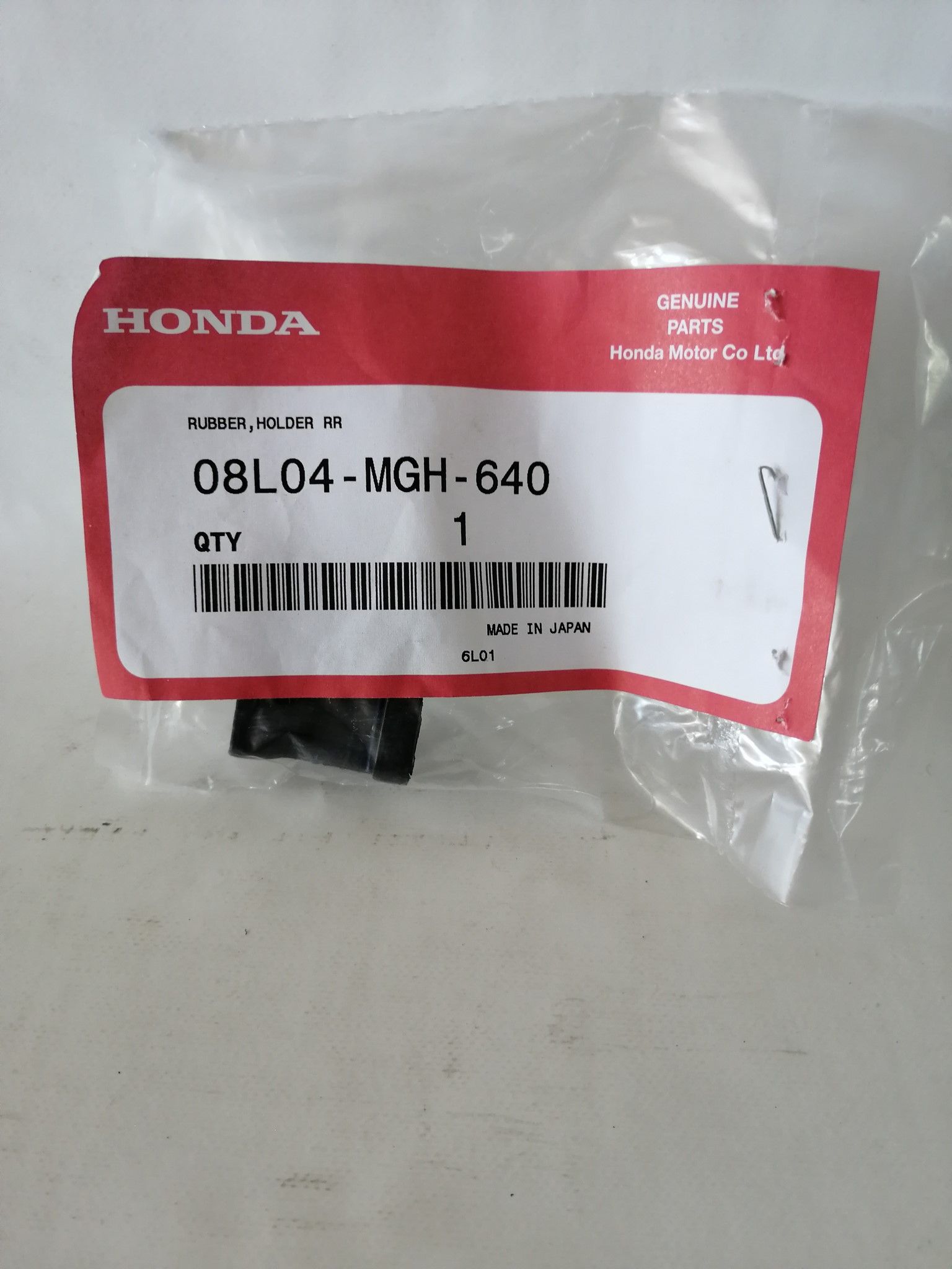 Picture of RUBBER,HOLDER FR    08L04-MGH-640