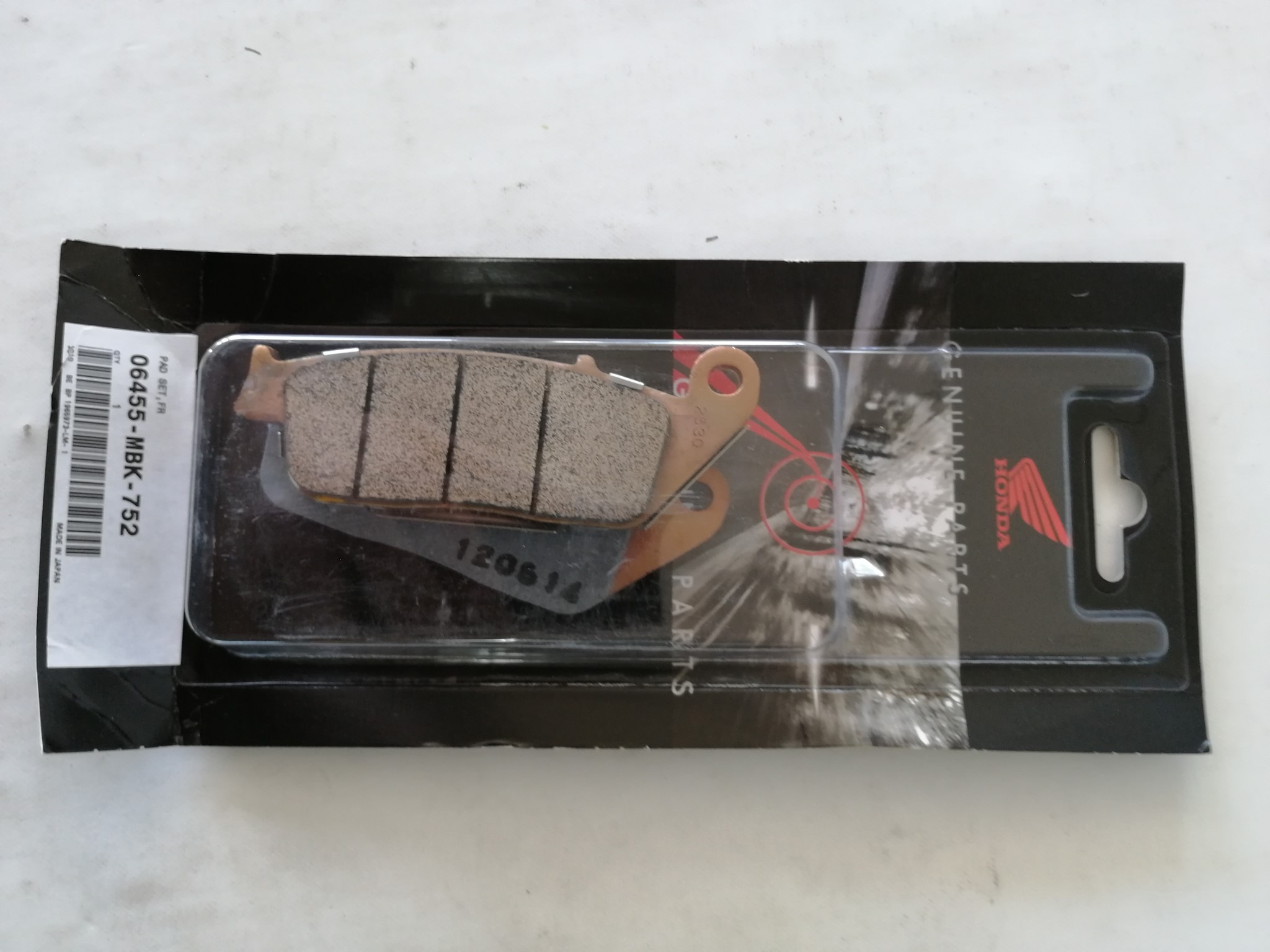 Bild von BREMSBELAG VORNE  NV750  06455-MBK-752
