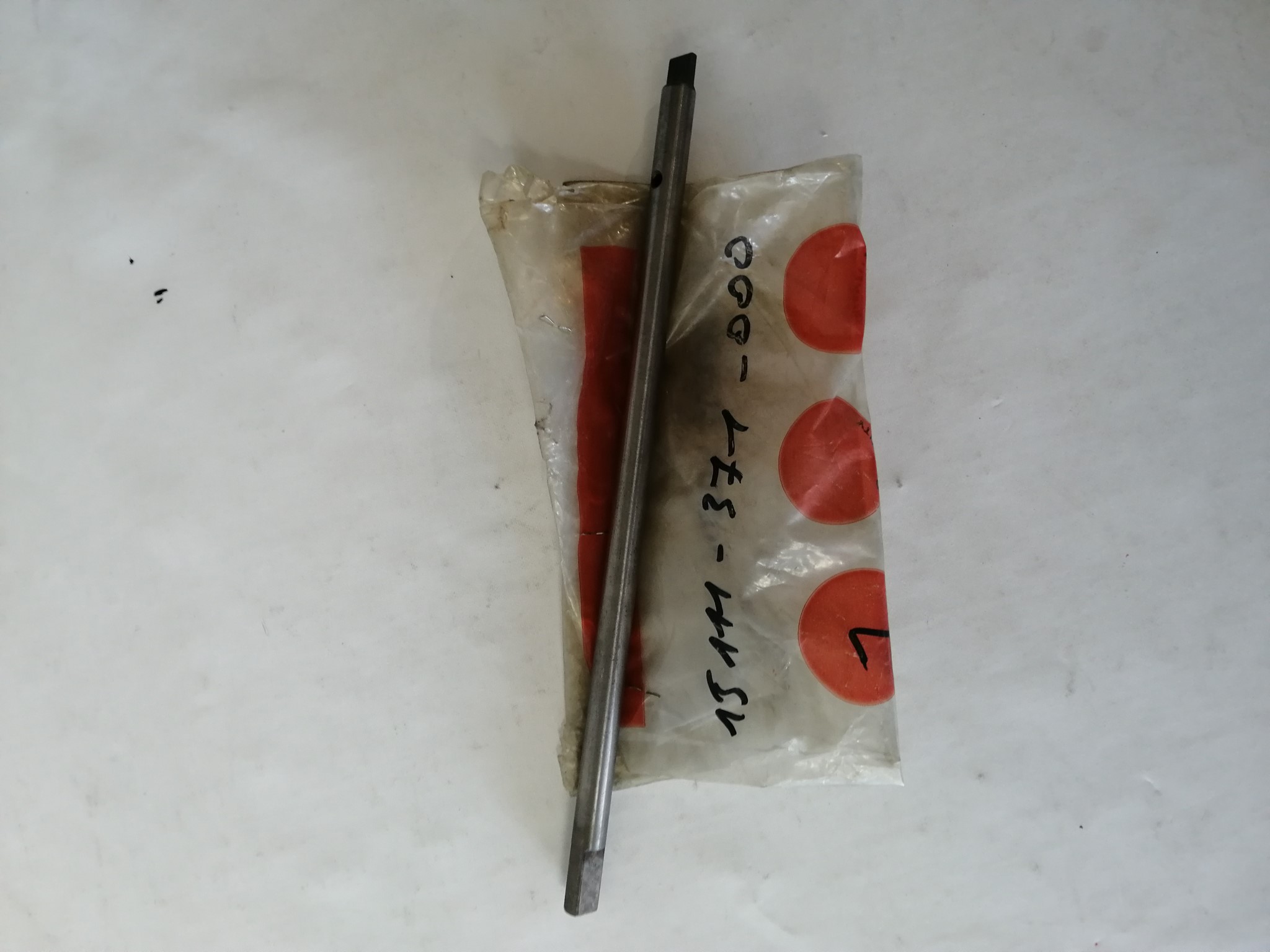 Picture of OELPUMPENWELLE  GL 1000  15111-371-000