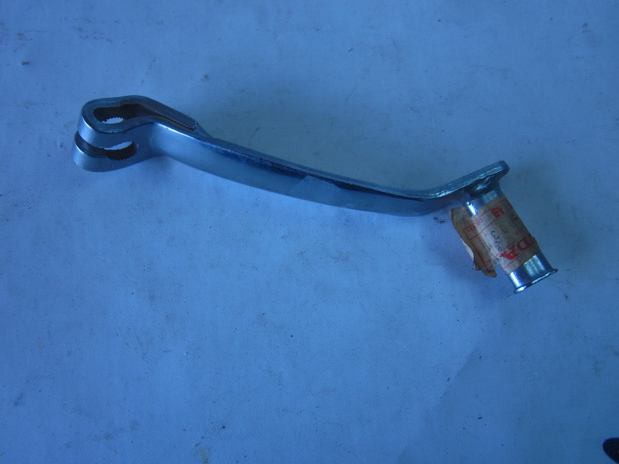 Bild von SCHALTPEDAL 24700-413-003 ; CB 400 T1 / T2
