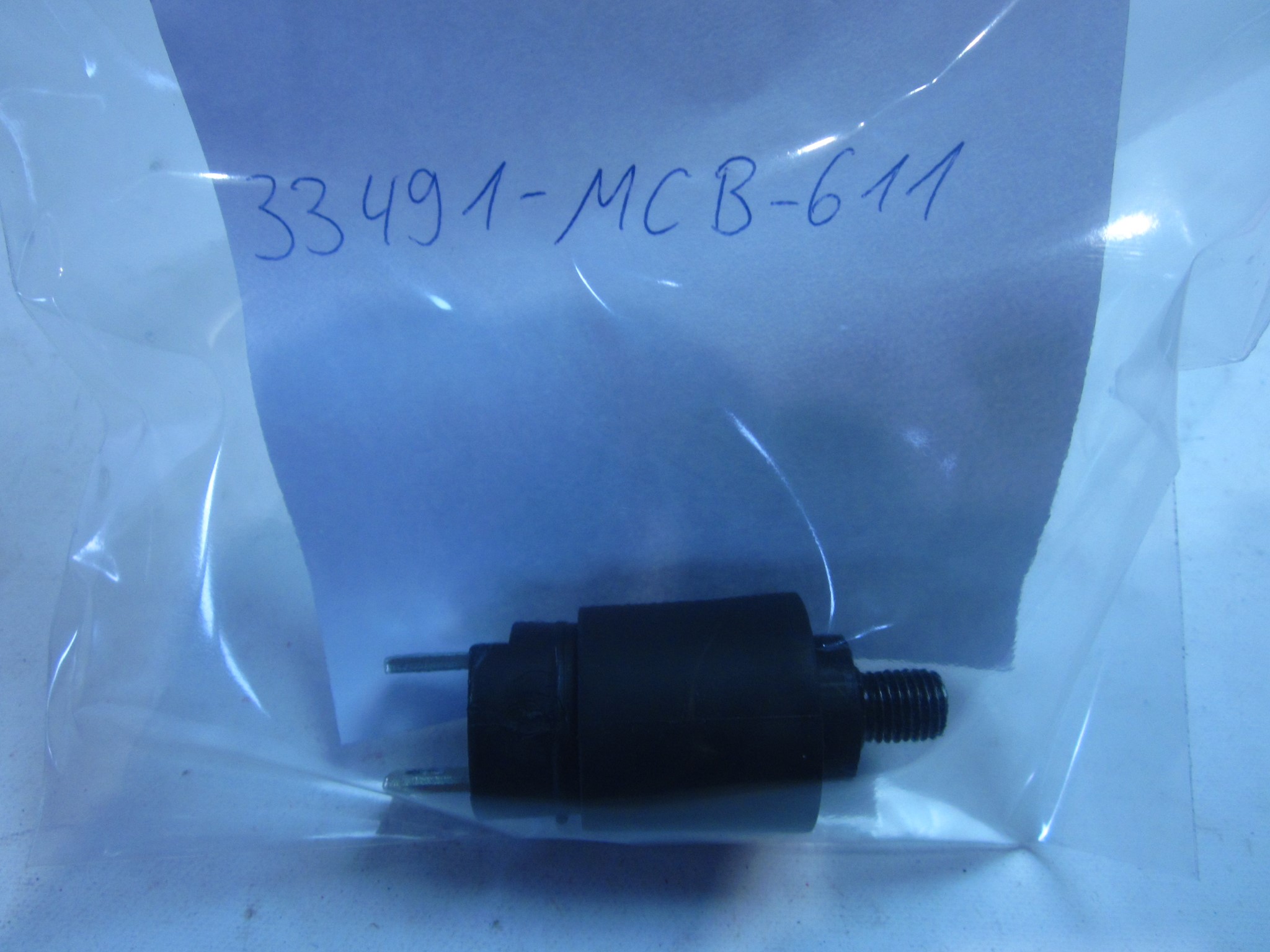 Picture of STAY COMP,WINKER  33491-MCB-611