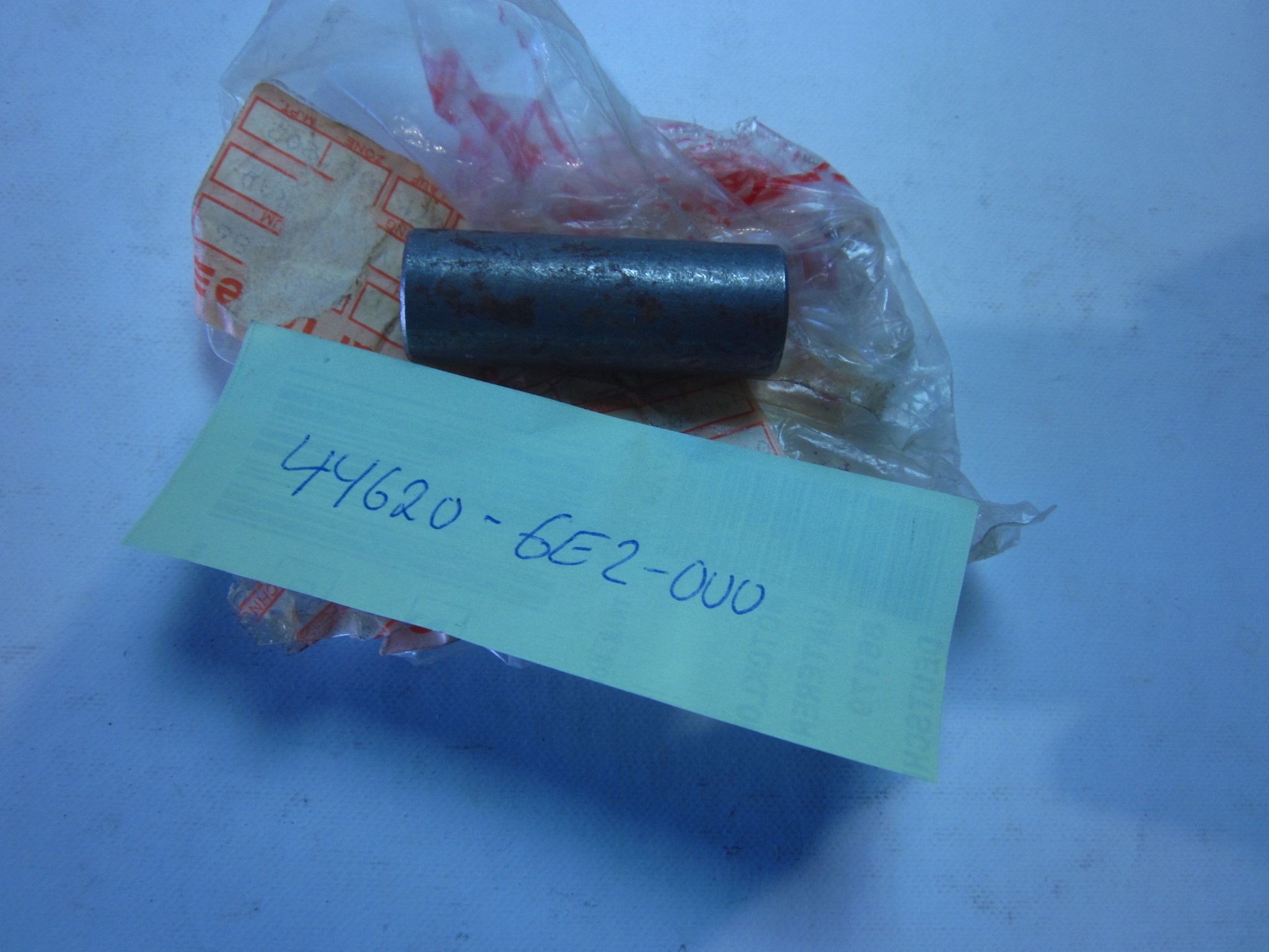 Picture of DISTANZHUELSE VORNE  44620-GE2-000  NSR 50 F 